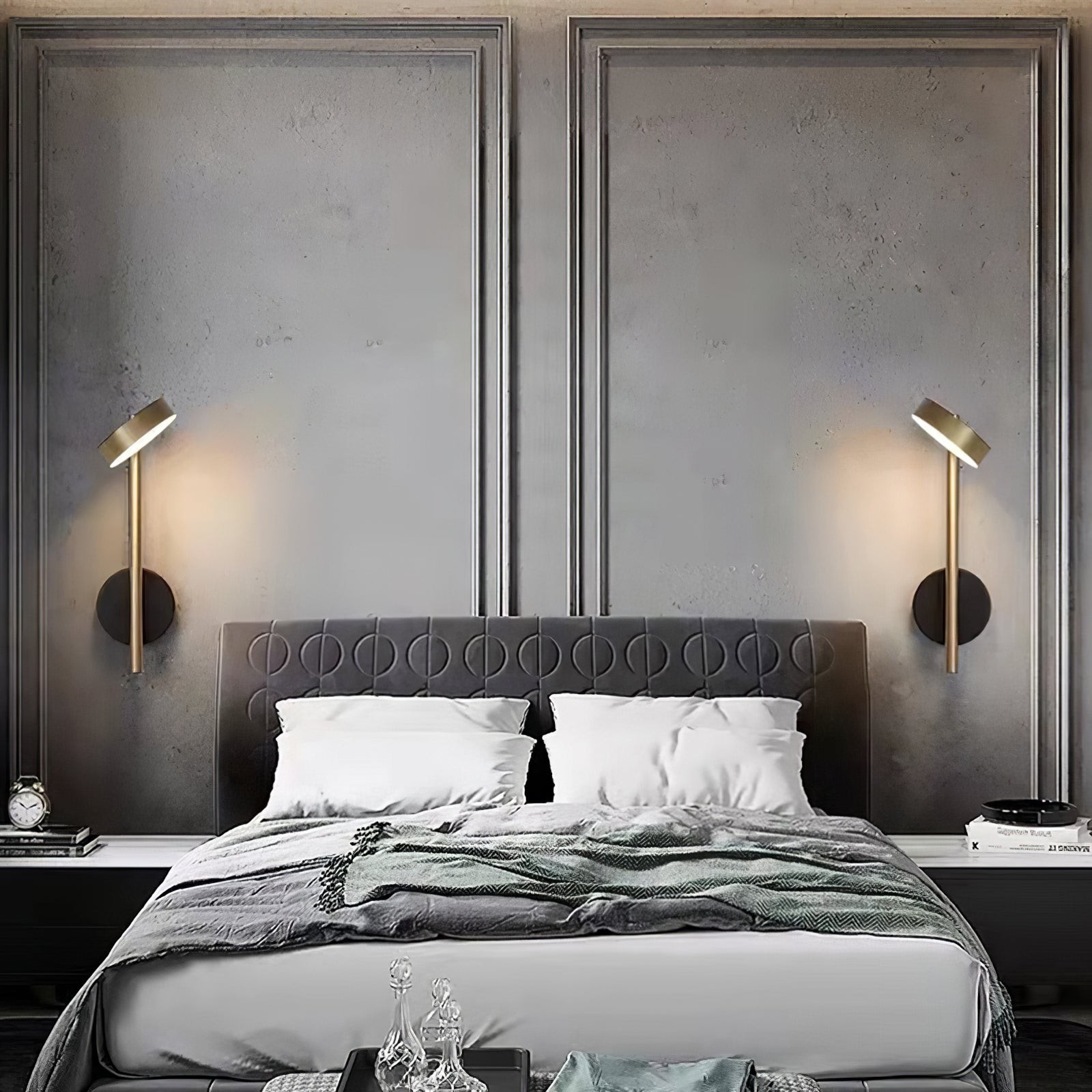 Italian Simple Round Metal Wall Lamp M557