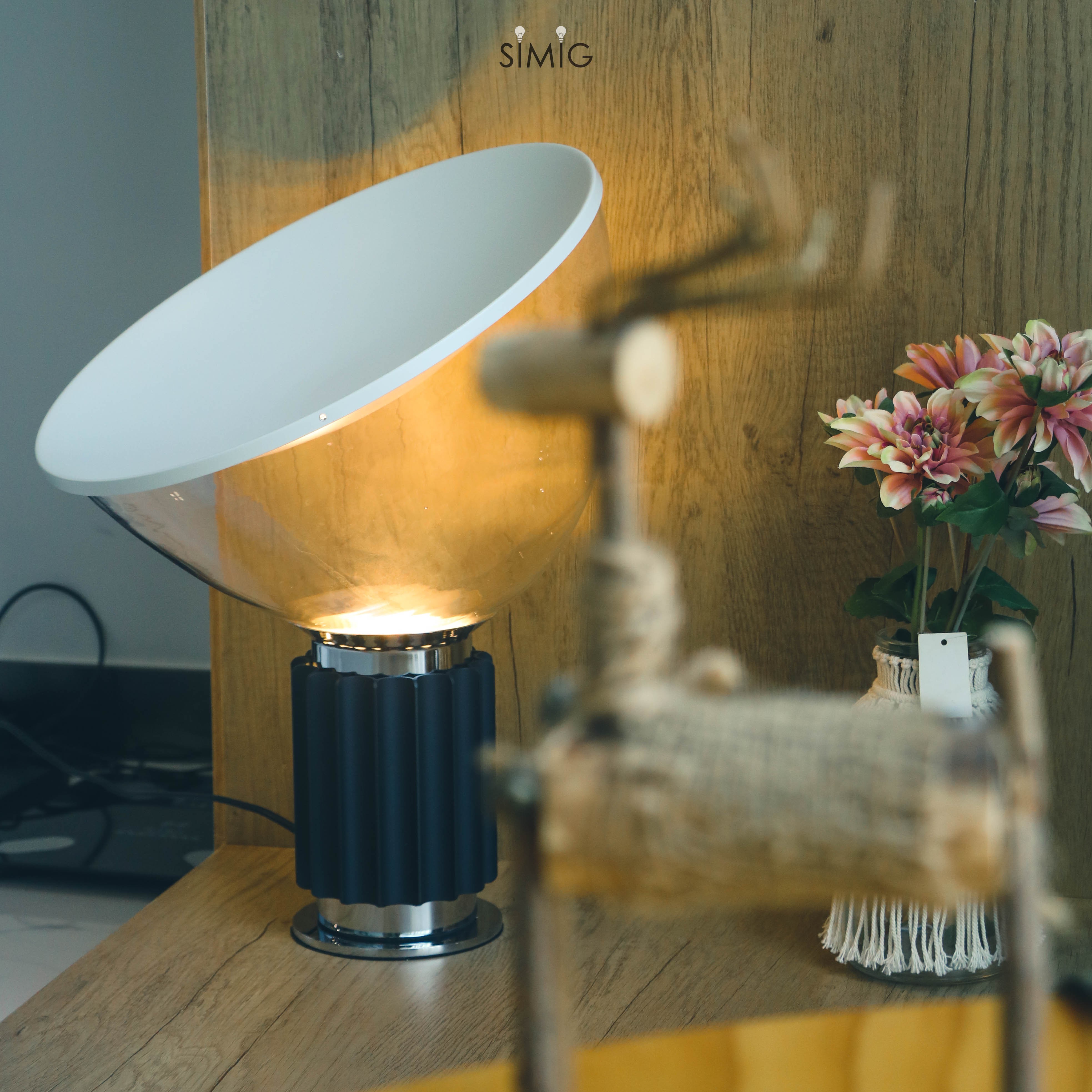 Bowlum Table Lamp - Designer Glass Table Lamp for Bedroom