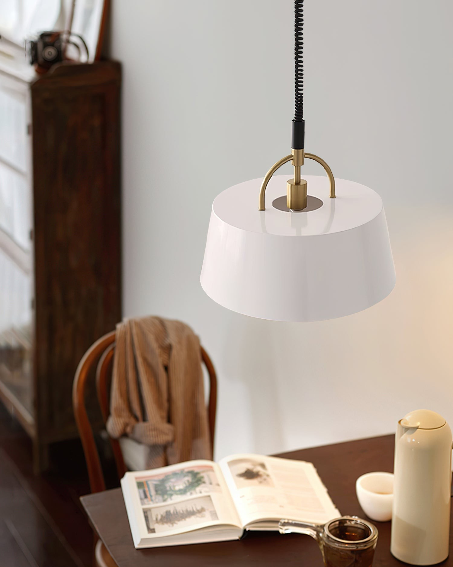 Retro Classic Drum Shaped Retractable Metal Pendant Lamp M305