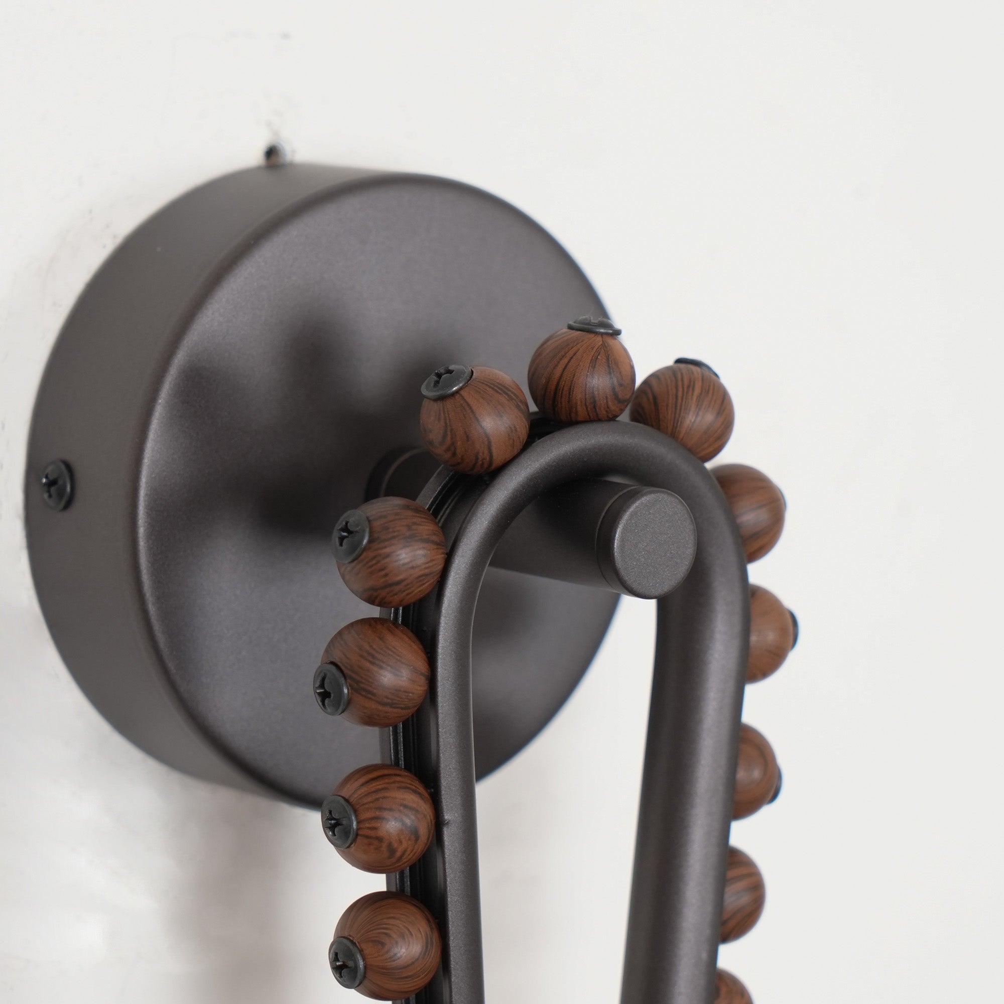 Loop Wall Lamp T1735