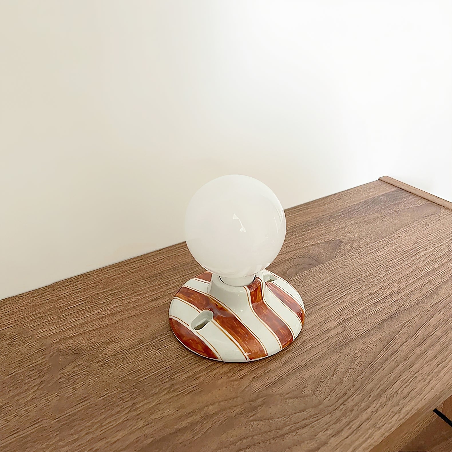 Ambrette Wall Lamp T1946