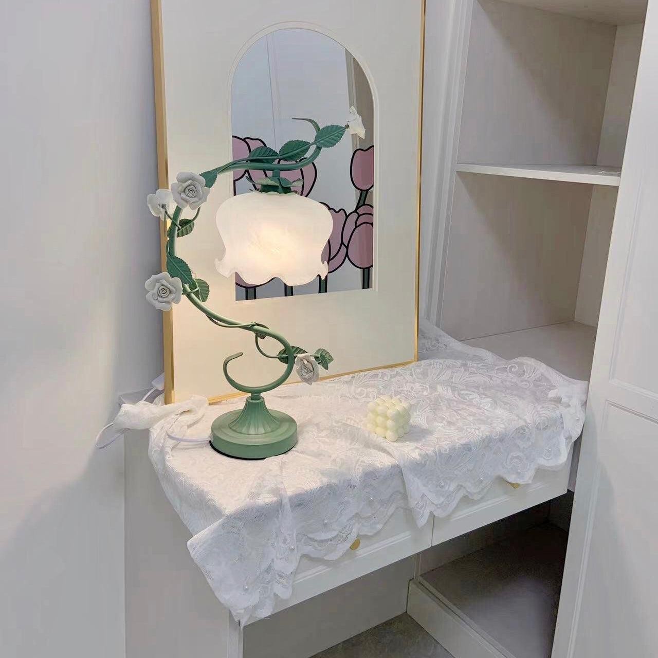 Green Pink White Rose Flower Table Lamp M107