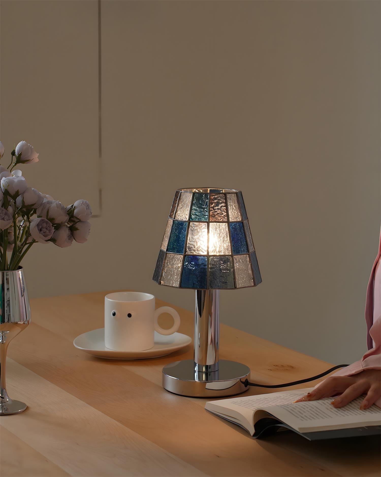 Fun Guy 726 Table Lamp T1545