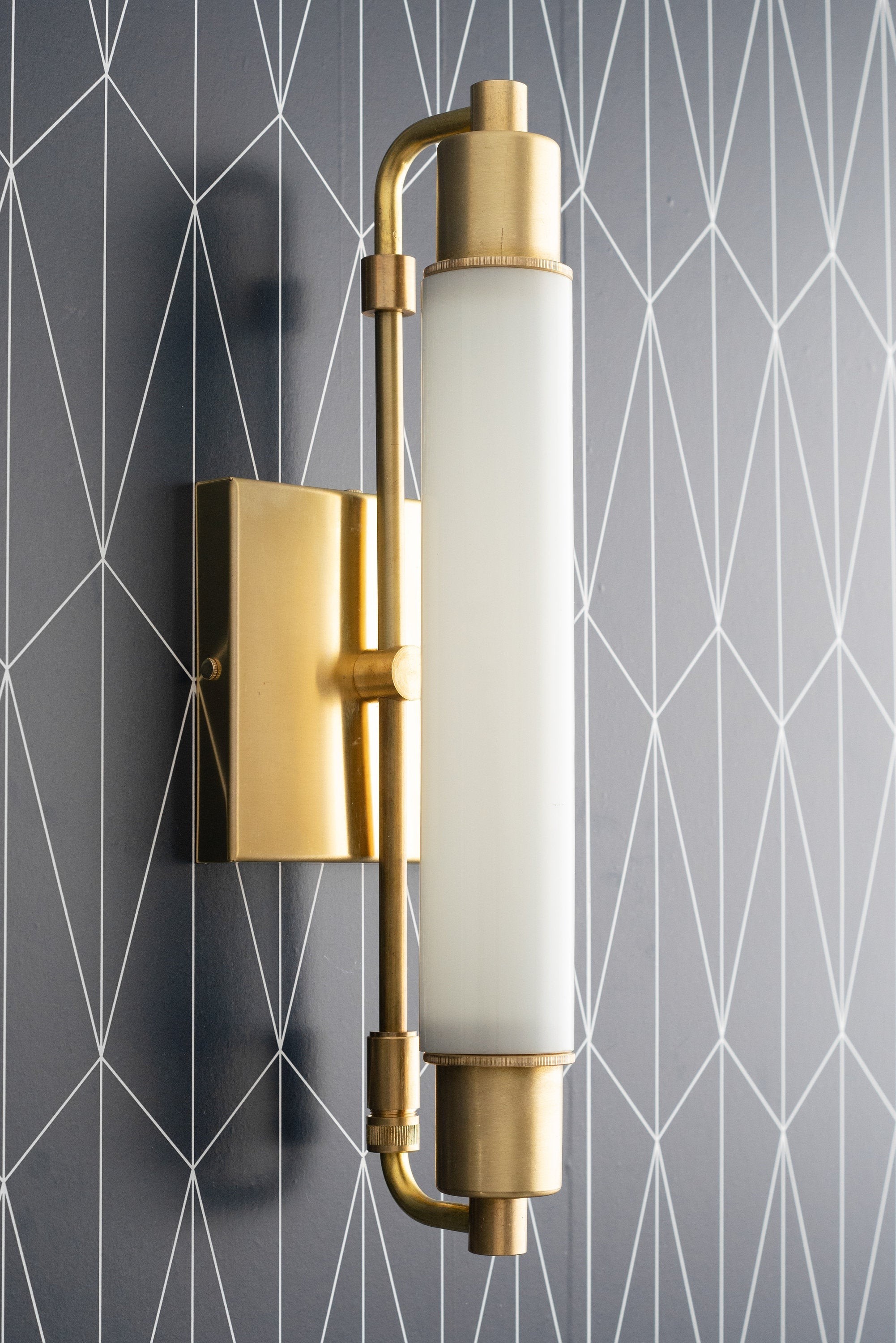 Ornato Luxe Modern Vanity Sconce - Art Deco Wall Light with Cylinder Shade T387