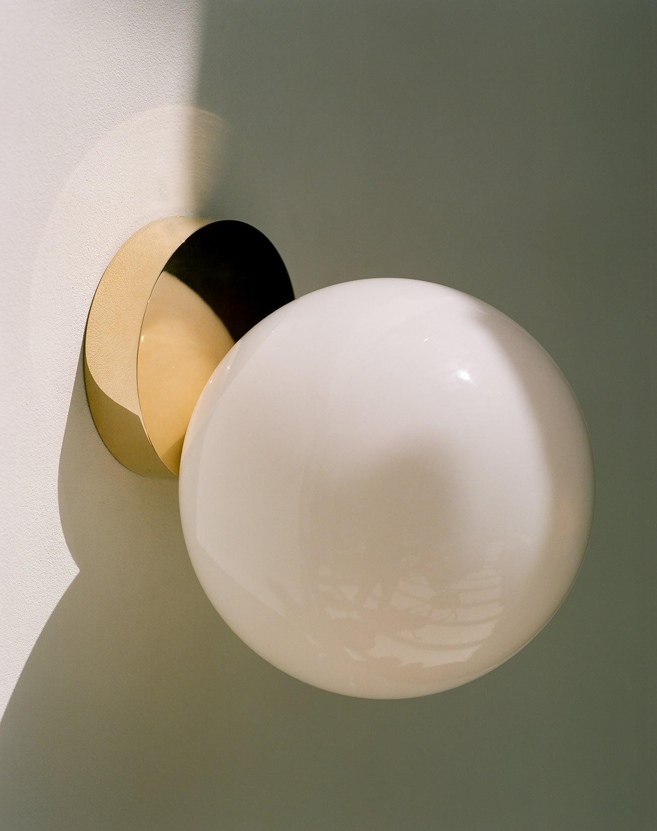 Scandinavian Iron Modern Wall Lamp M311