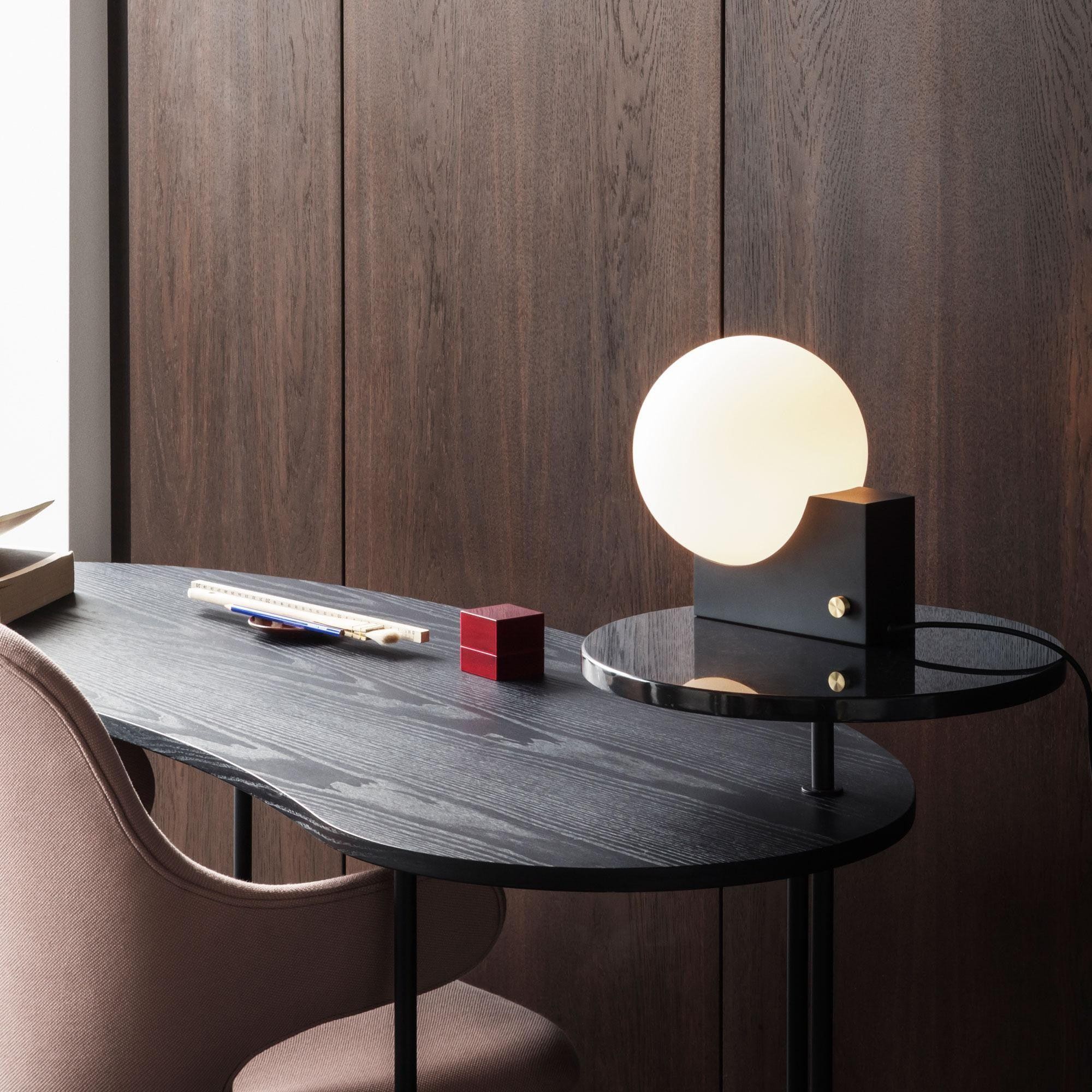 Geometric Lamp Base Glass Globe Table Lamp M362