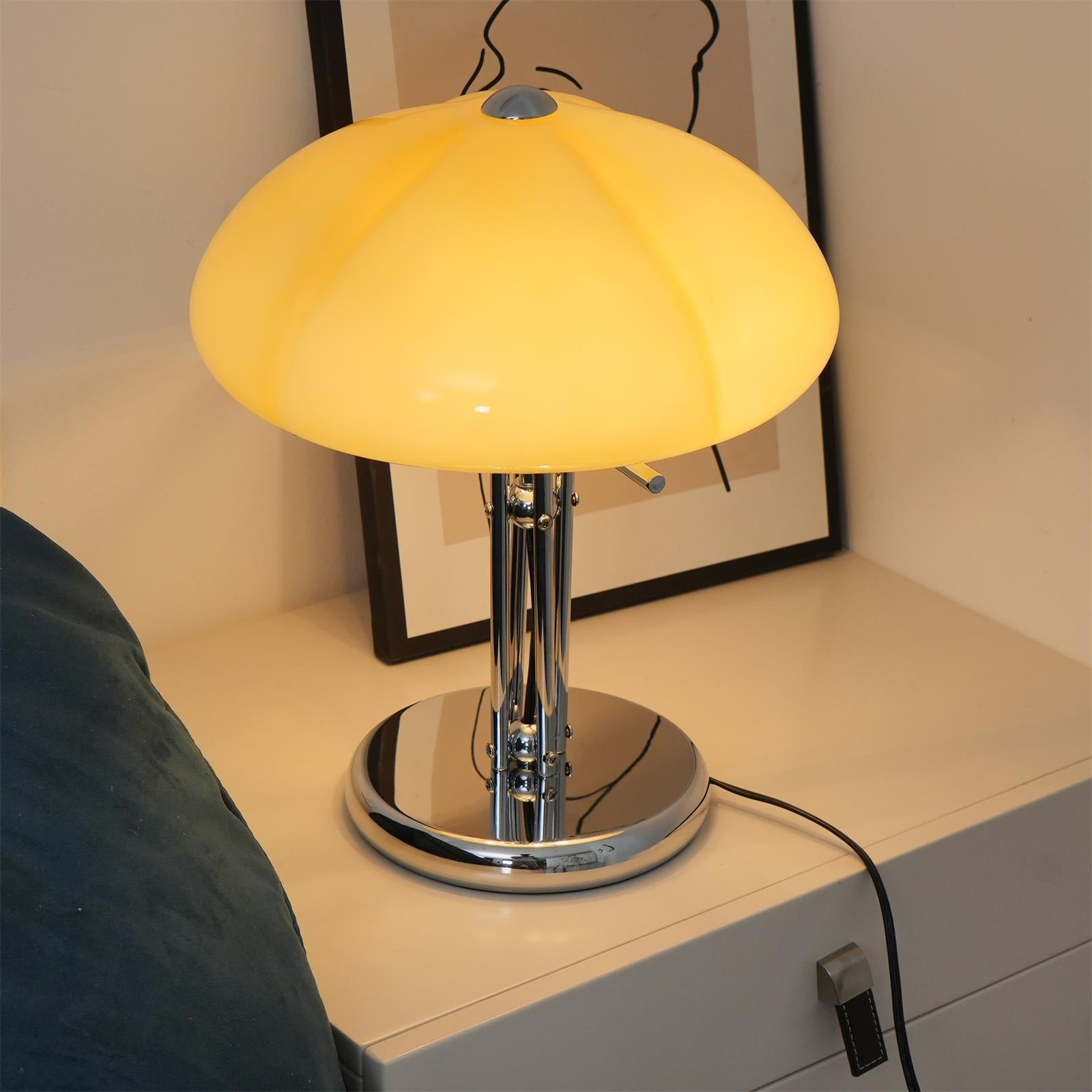 Modern Creative Vintage Mushroom Bauhaus Glass Table Lamp M310