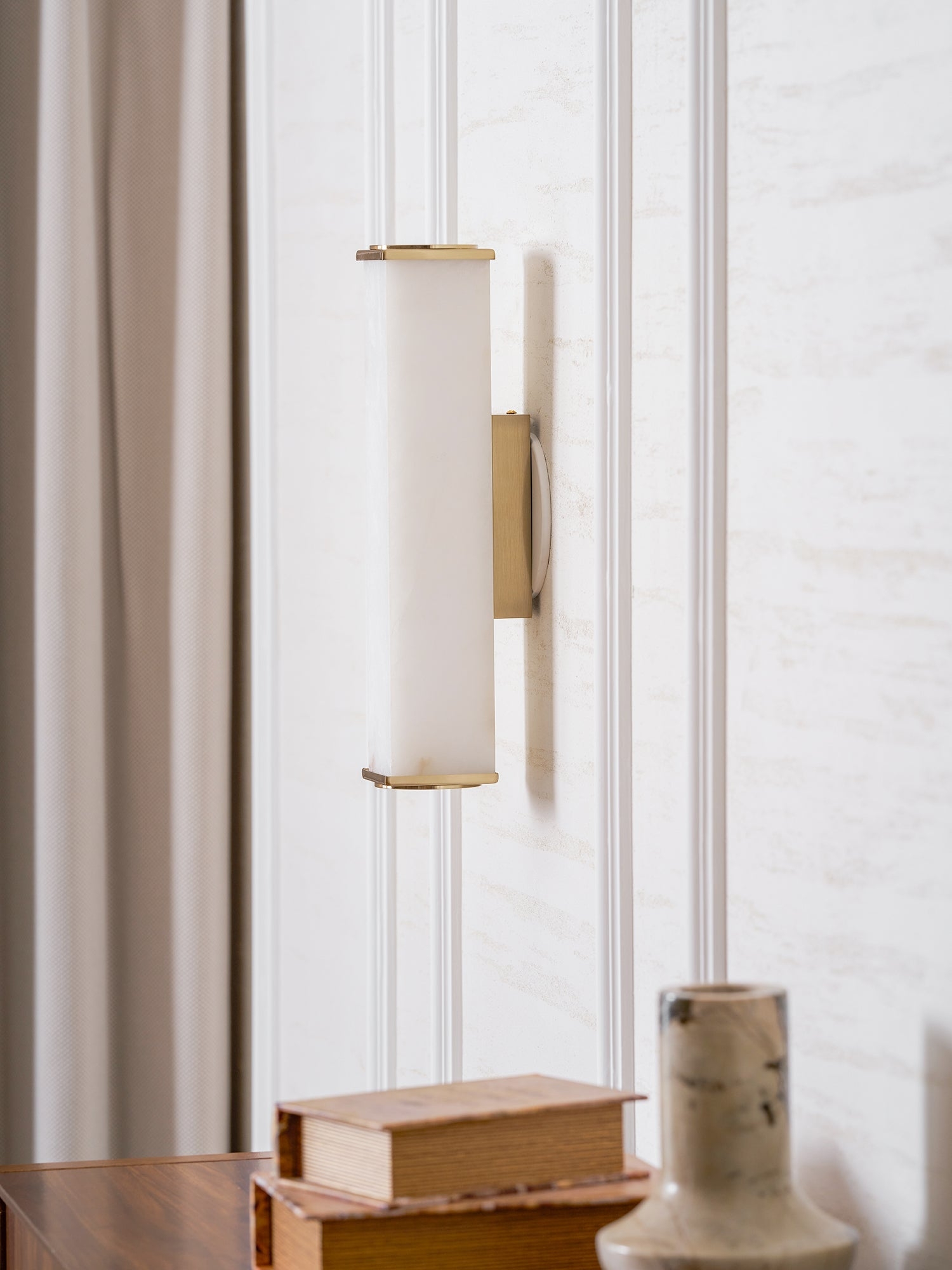 Cuboid Alabaster Wall Light T1622