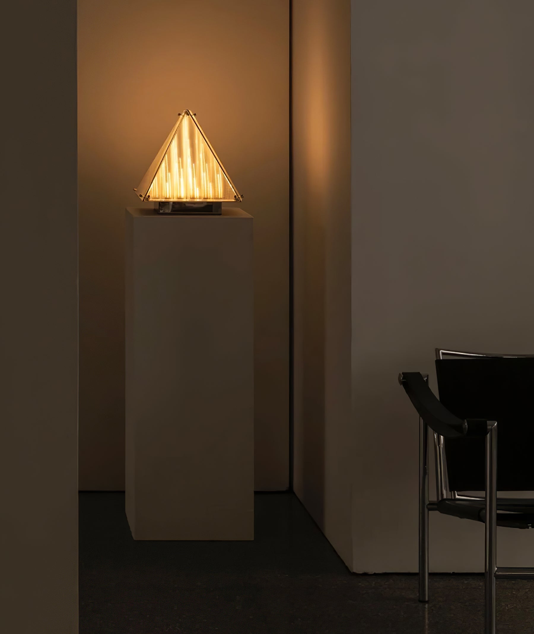 Fragment Table Lamp T1669
