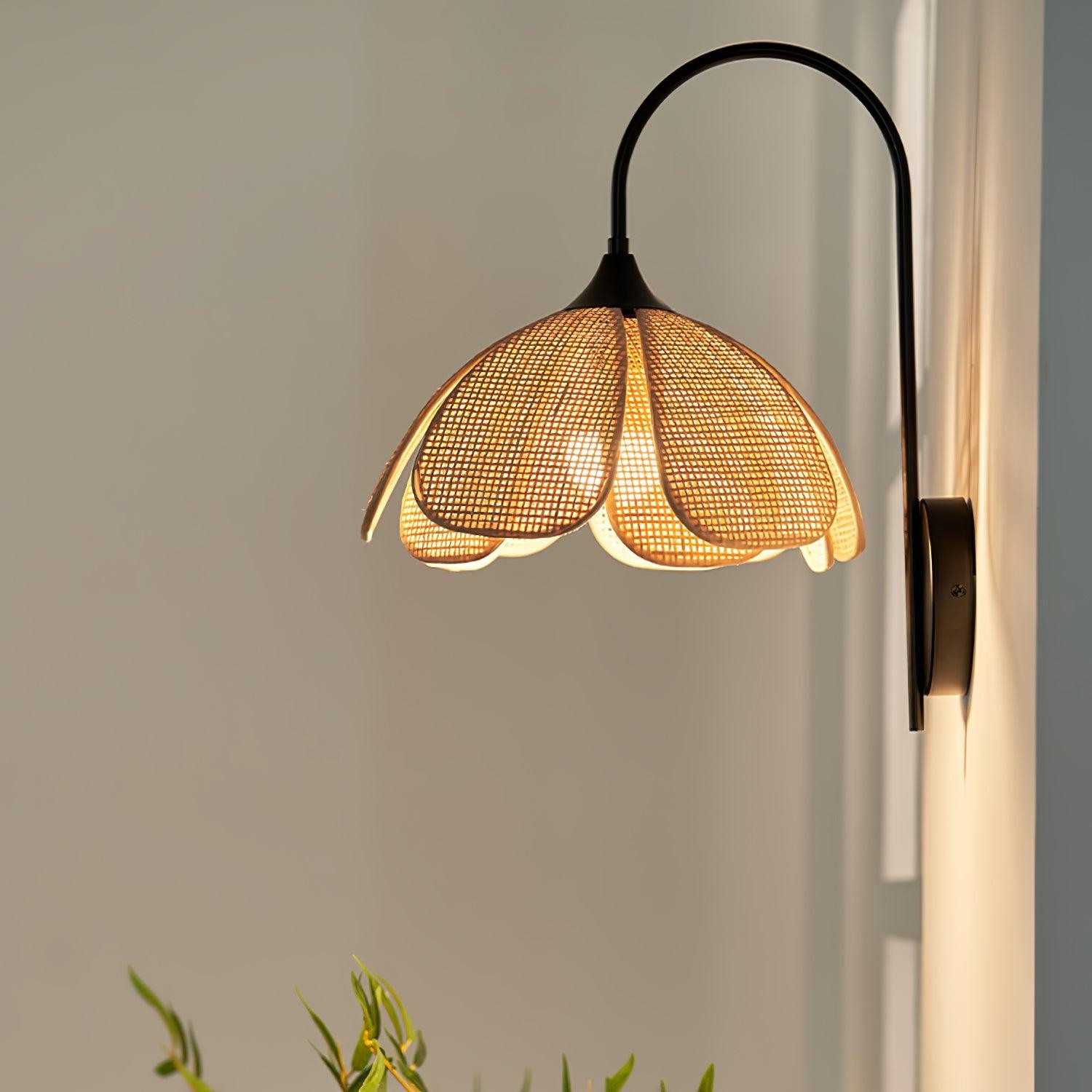 Rattan Petal Wall Lamp M512