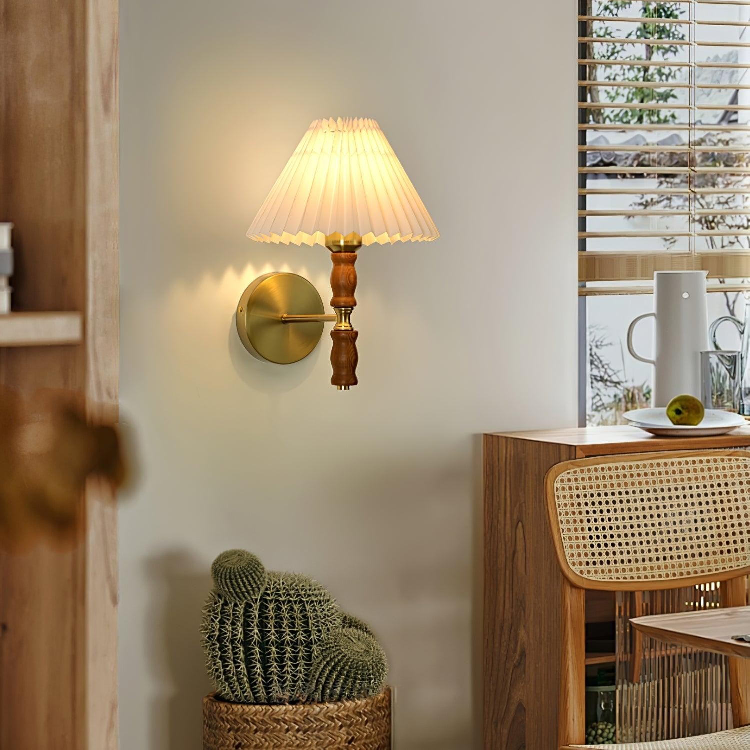 Japanese Retro Walnut Atmosphere Wall Light For Bedroom M330