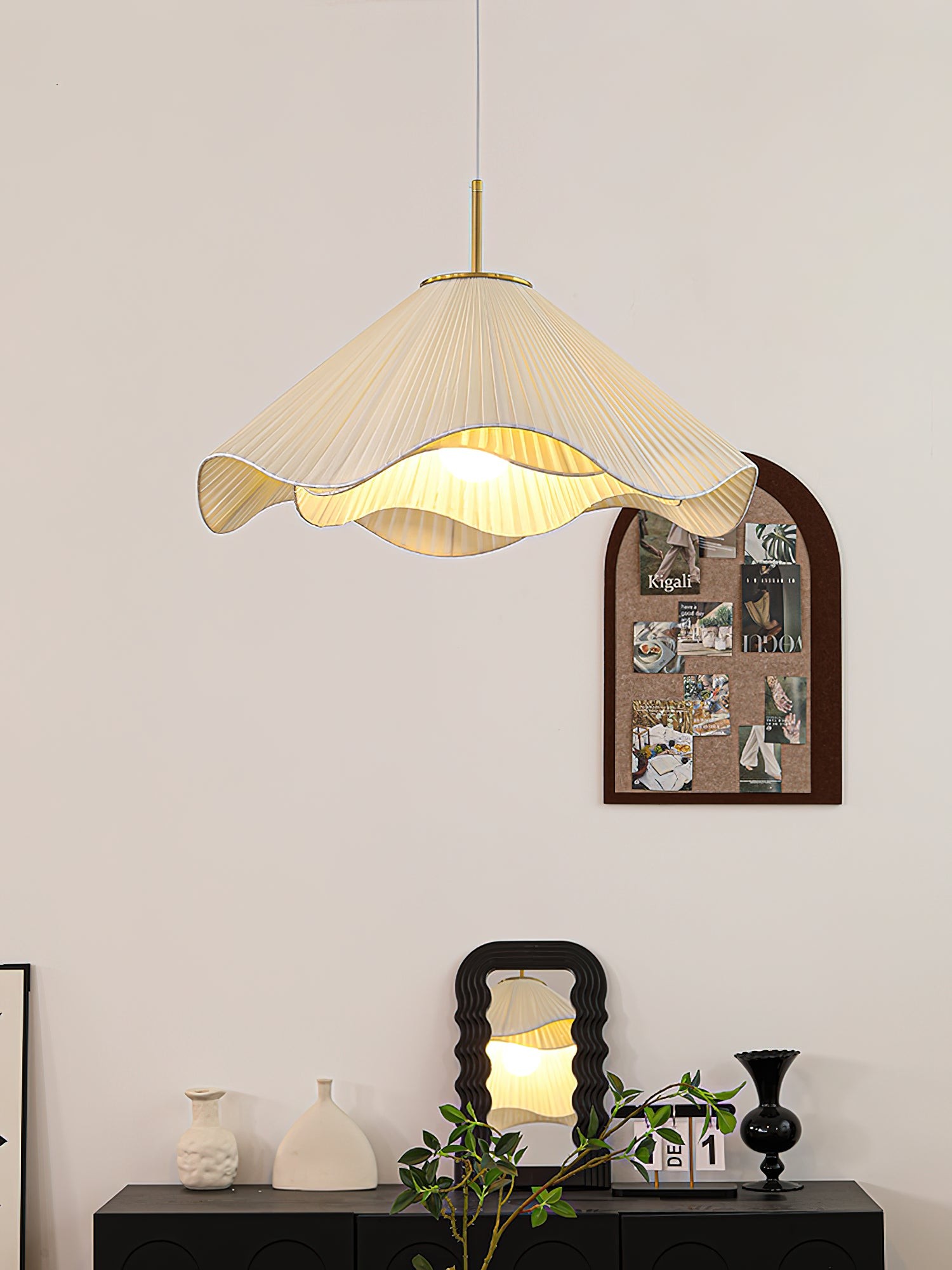 Nordic Cream Style Floral Pendant Lamp M458