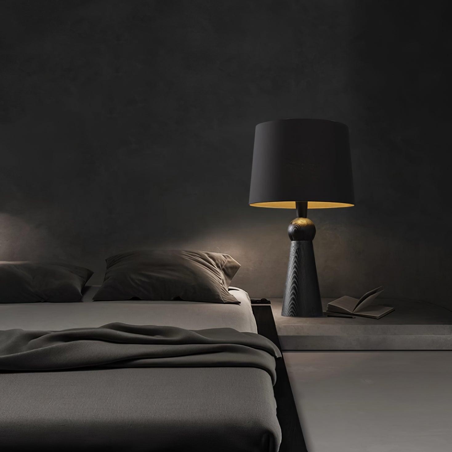 Nordic Retro Solid Wood Fabric Table Lamp M572