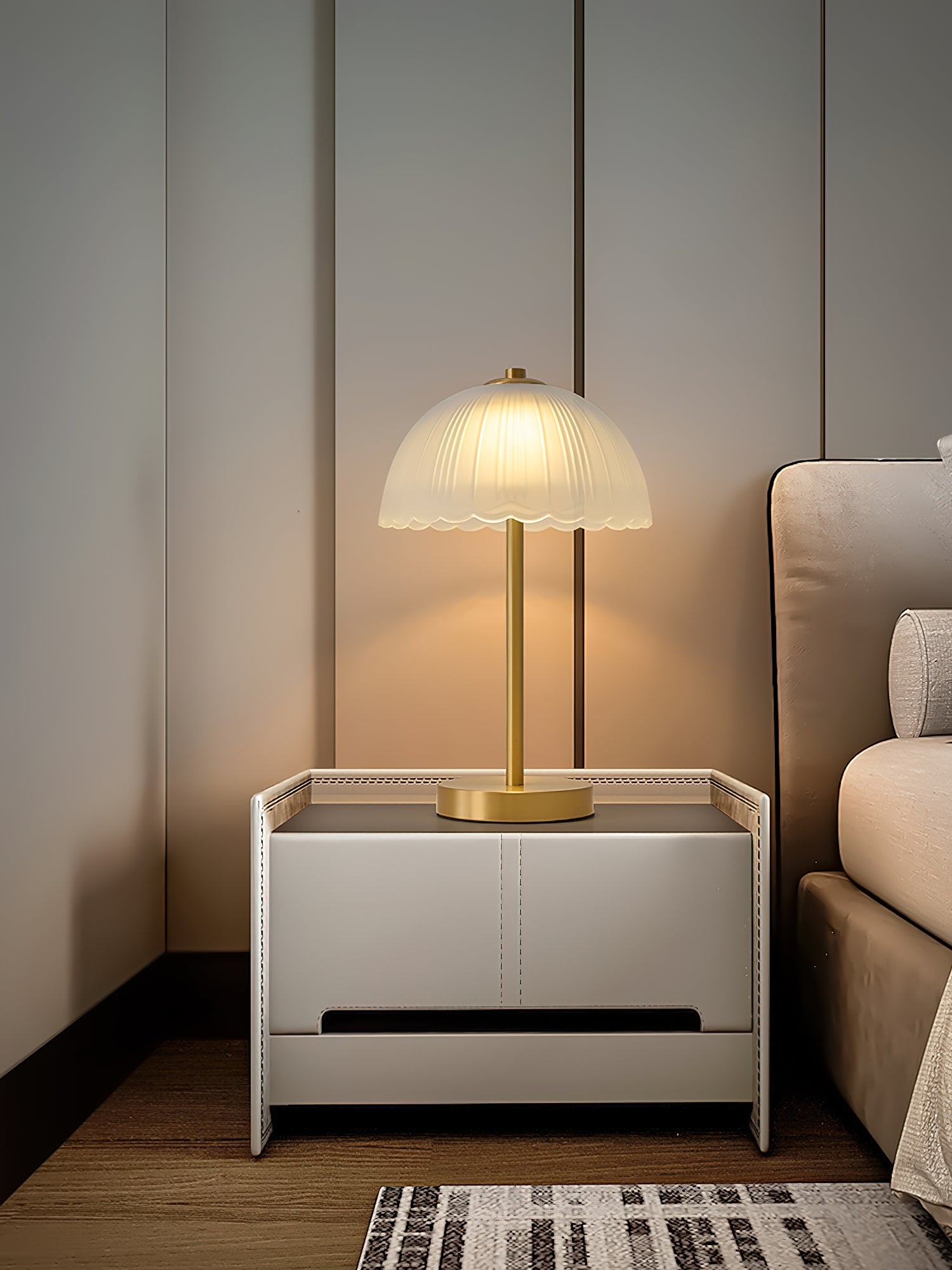 Small Umbrella Table Lamp T1665