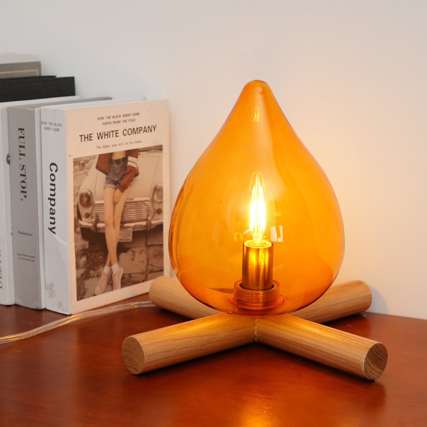 Funny Fire Shape Small Flame Table Lamp M55