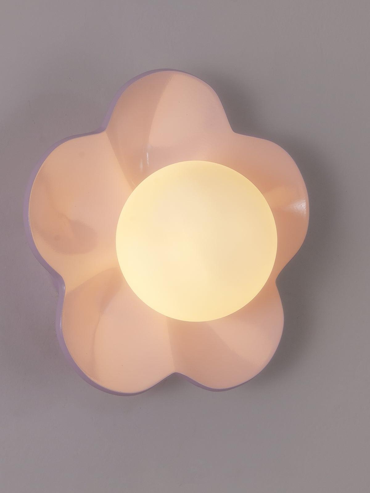 Floral Petal Wall Lamp - Nordic Sculptural Wall Light Living Room T129