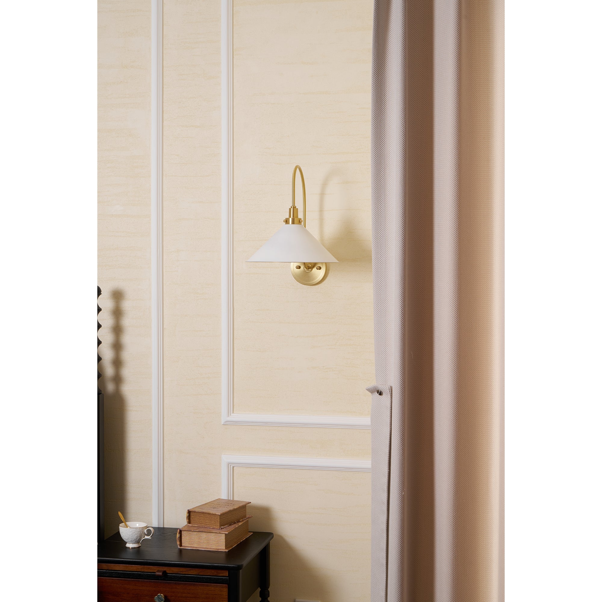 Clivedon Wall Lamp T1816