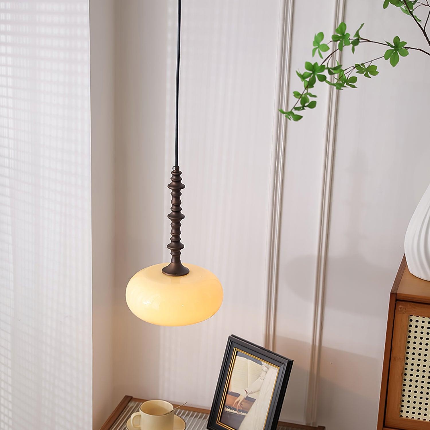 Modern Simple Cream Smooth Small Pendant Lamp M163