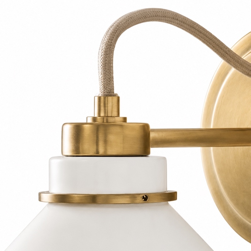 Aurenza Sconce – Farmhouse Wall Light with Metal Accents for Cozy Spaces T226