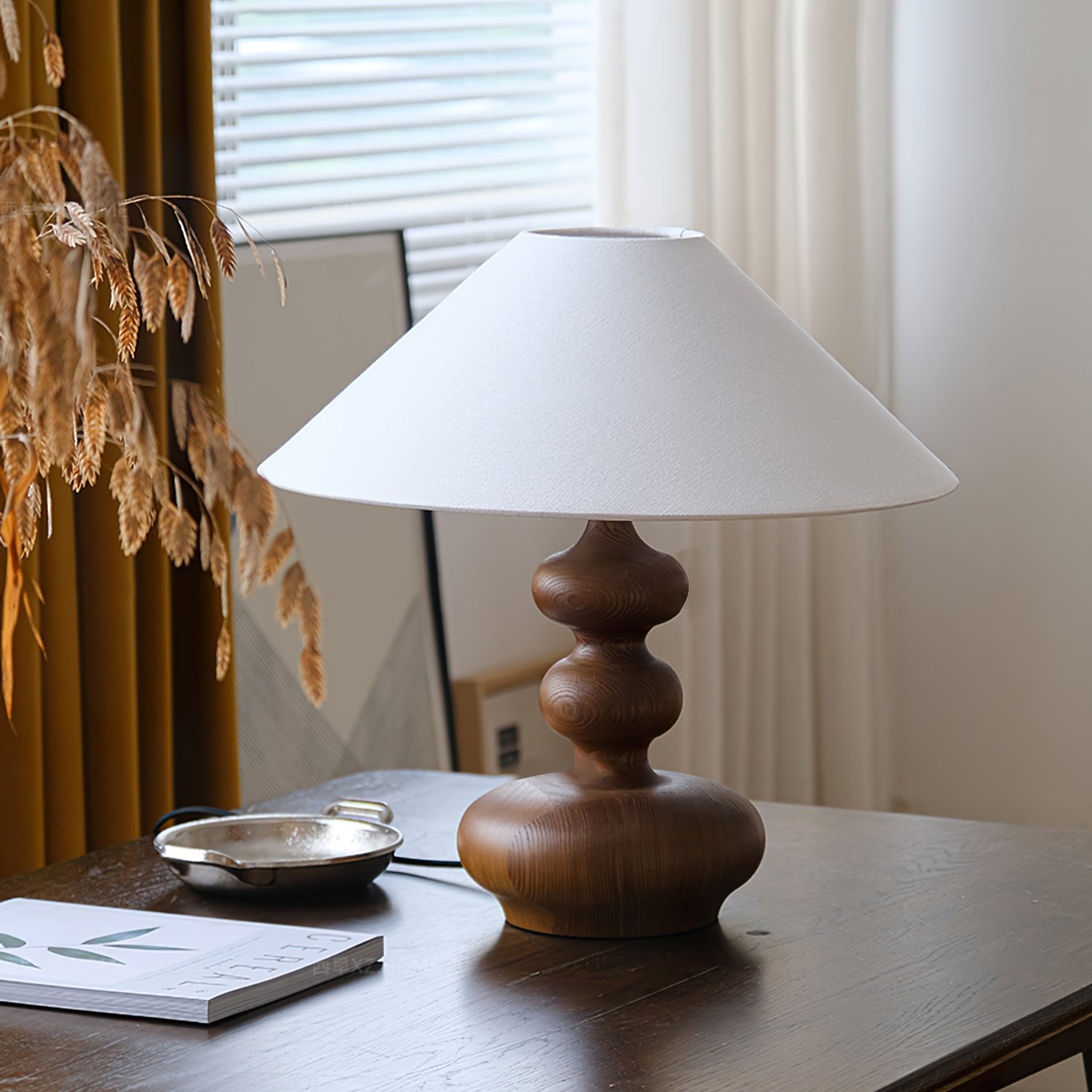 Nordic Retro Solid Wood Table Lamp M61