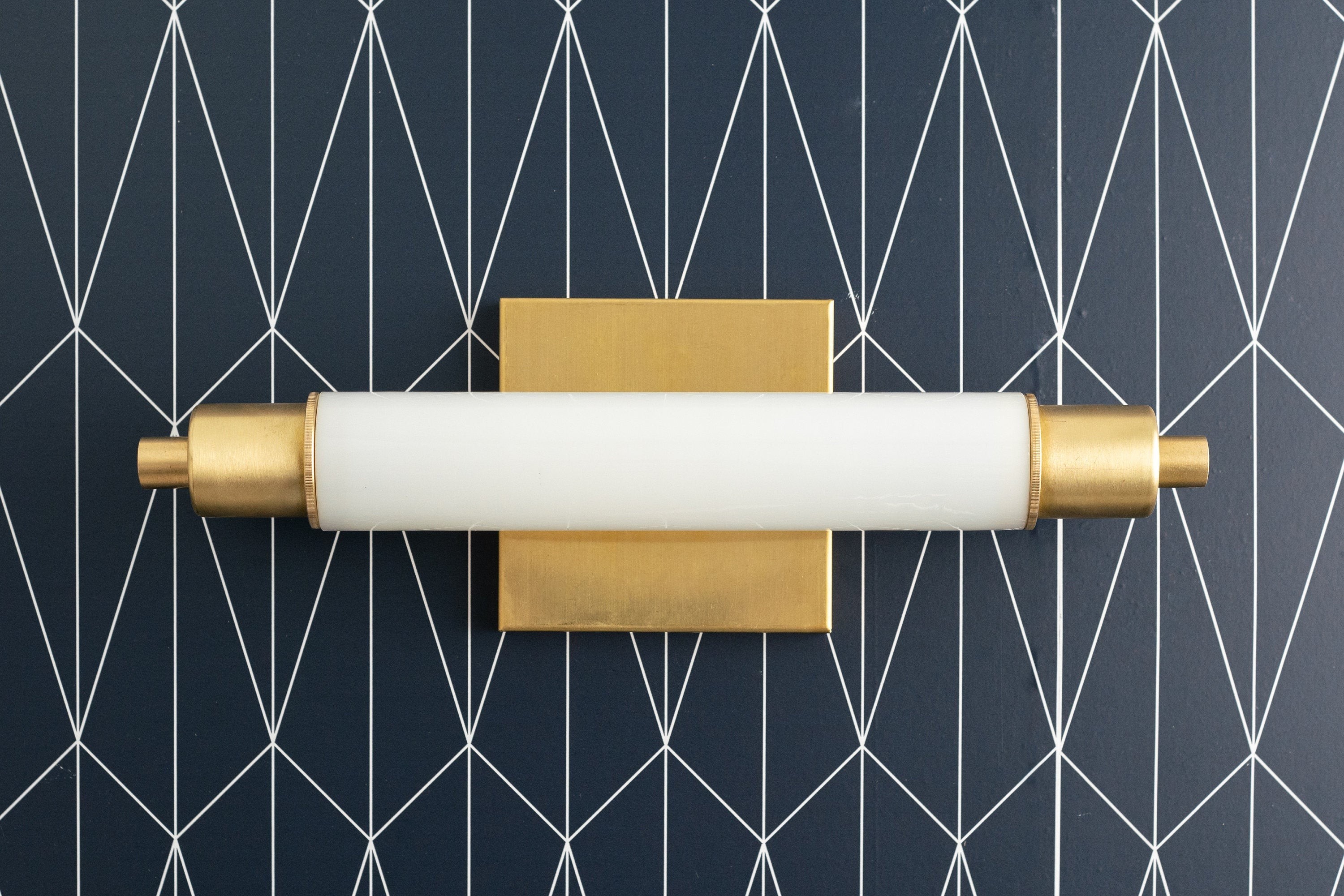 Ornato Luxe Modern Vanity Sconce - Art Deco Wall Light with Cylinder Shade T387