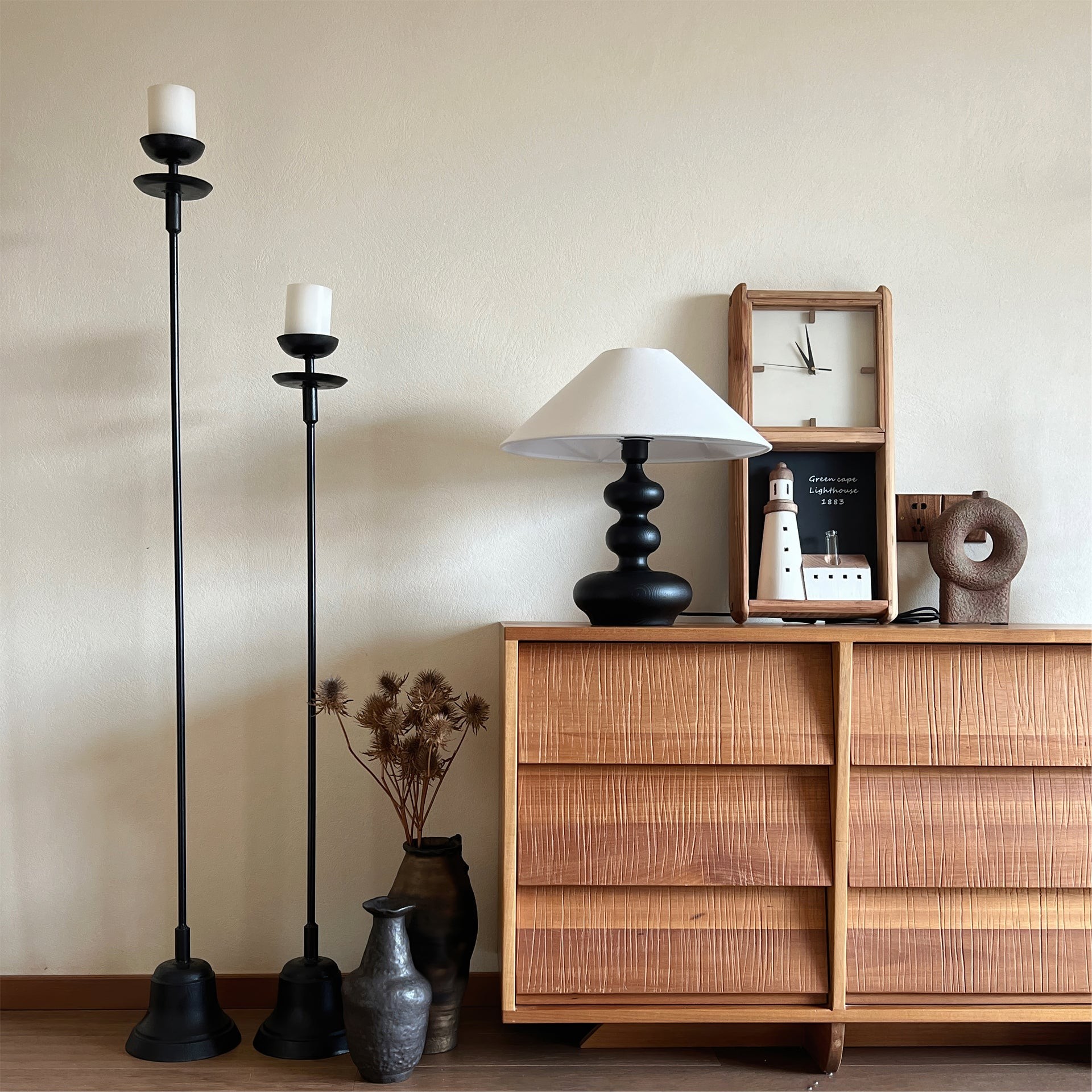 Nordic Retro Solid Wood Table Lamp M61