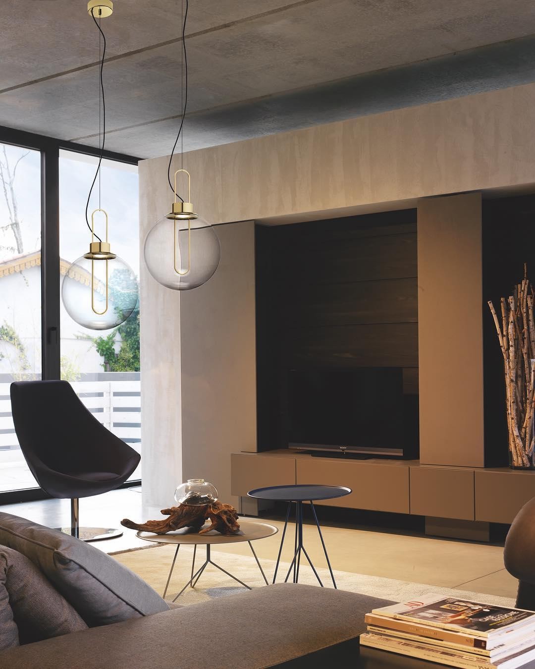 Clear Glass Orb Style Pendant Lamp M524