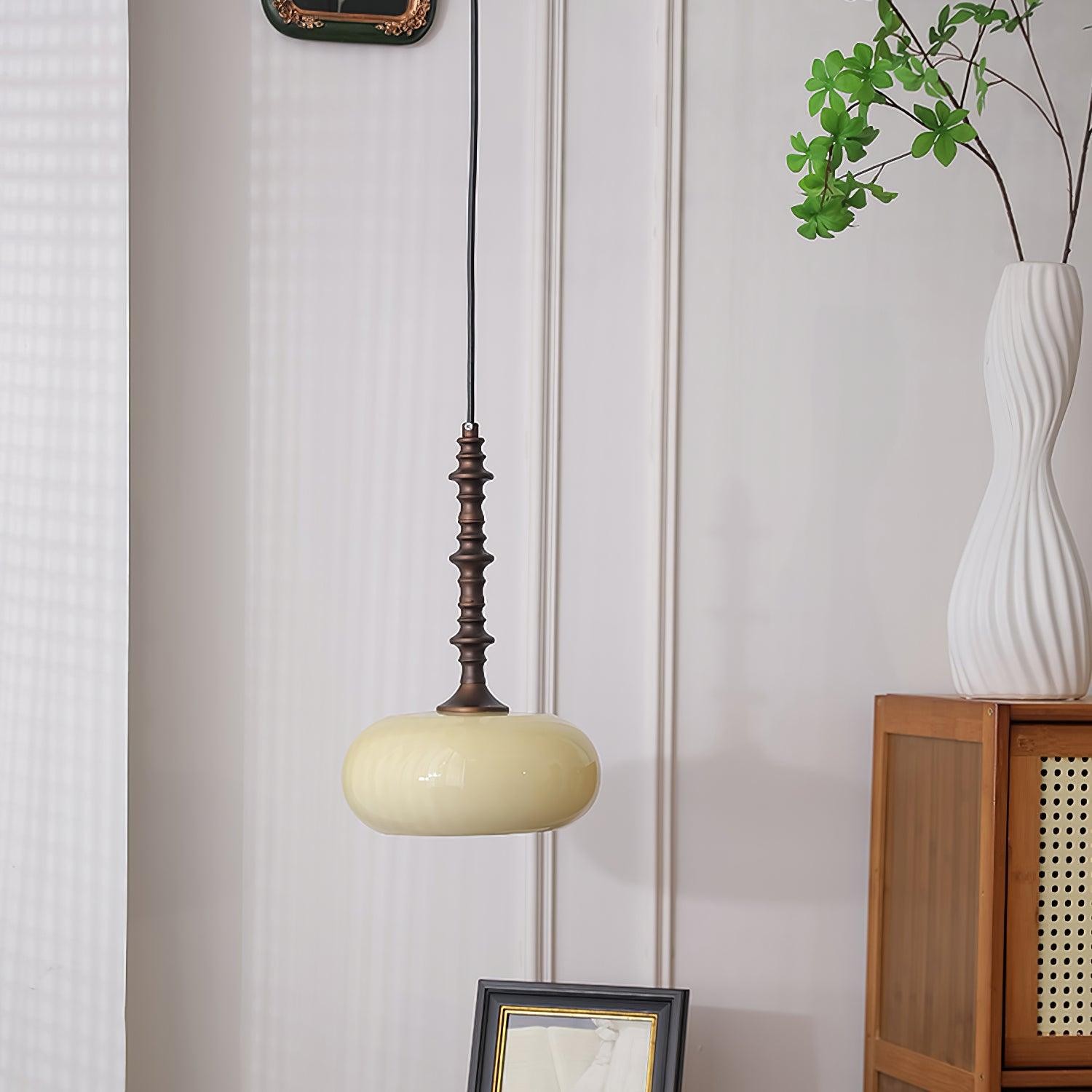 Modern Simple Cream Smooth Small Pendant Lamp M163