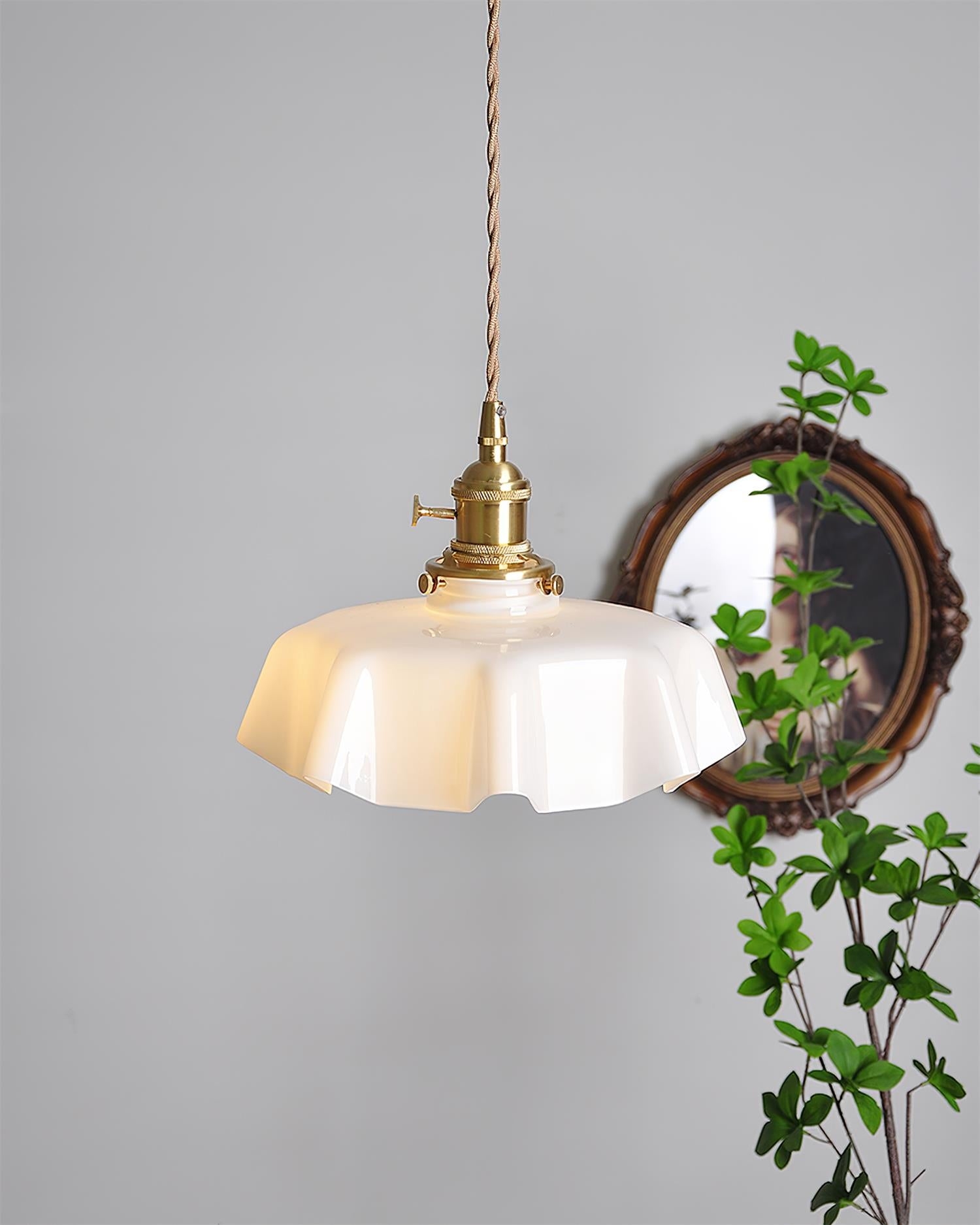 Skirted Ripple Pendant Lamp T1469