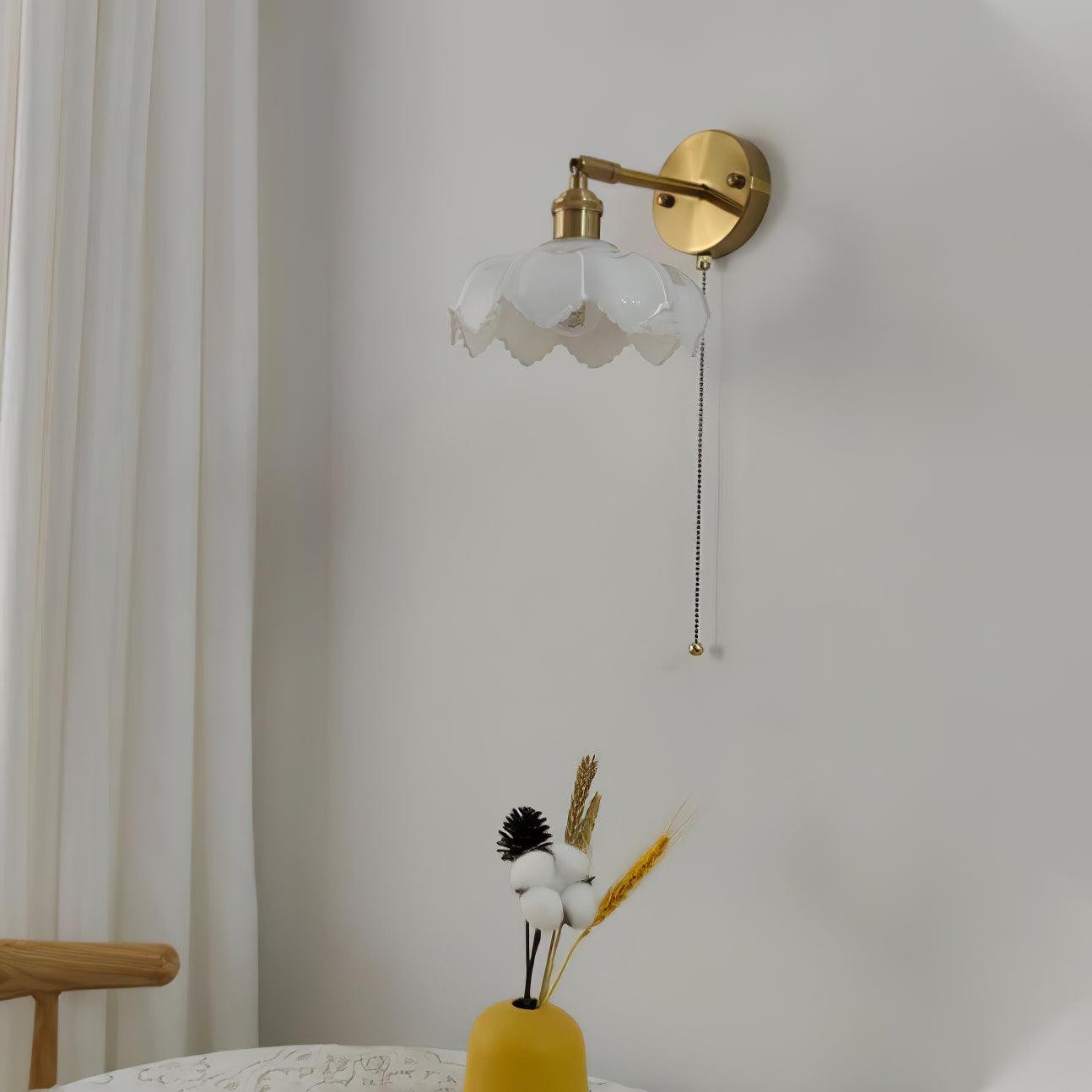 Lotus Rotatable Wall Lamp M354