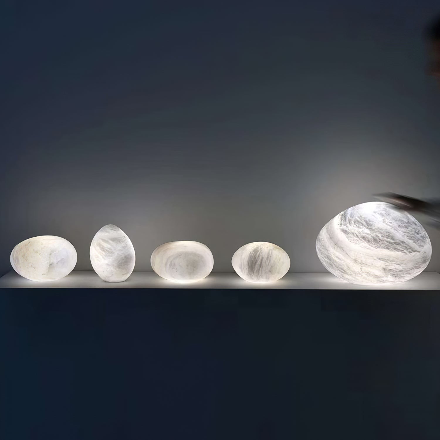 Pebbles Alabaster Pendant Lamp M334