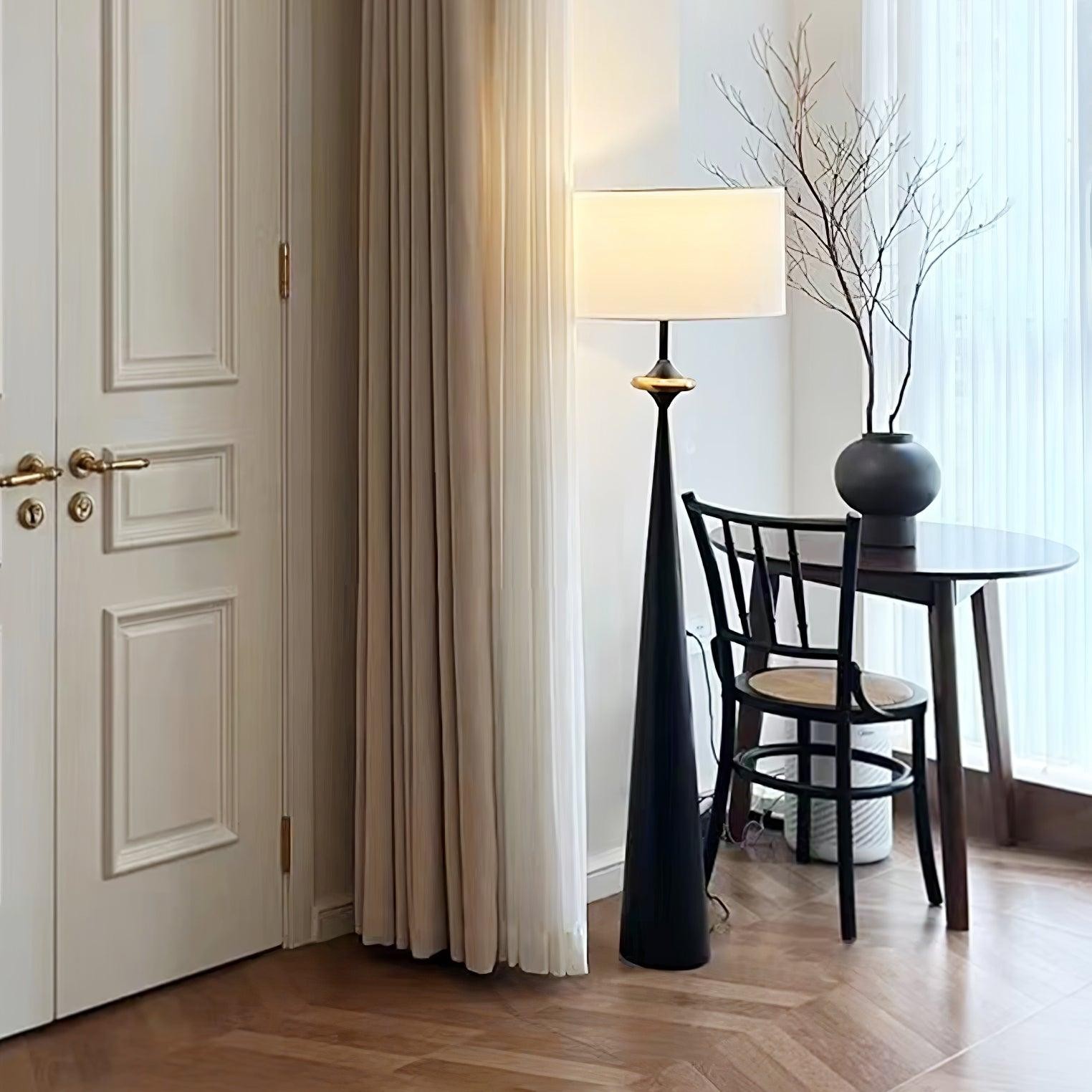 Putney Metal Floor Lamp – Minimalist Design for Bedrooms & Offices T426