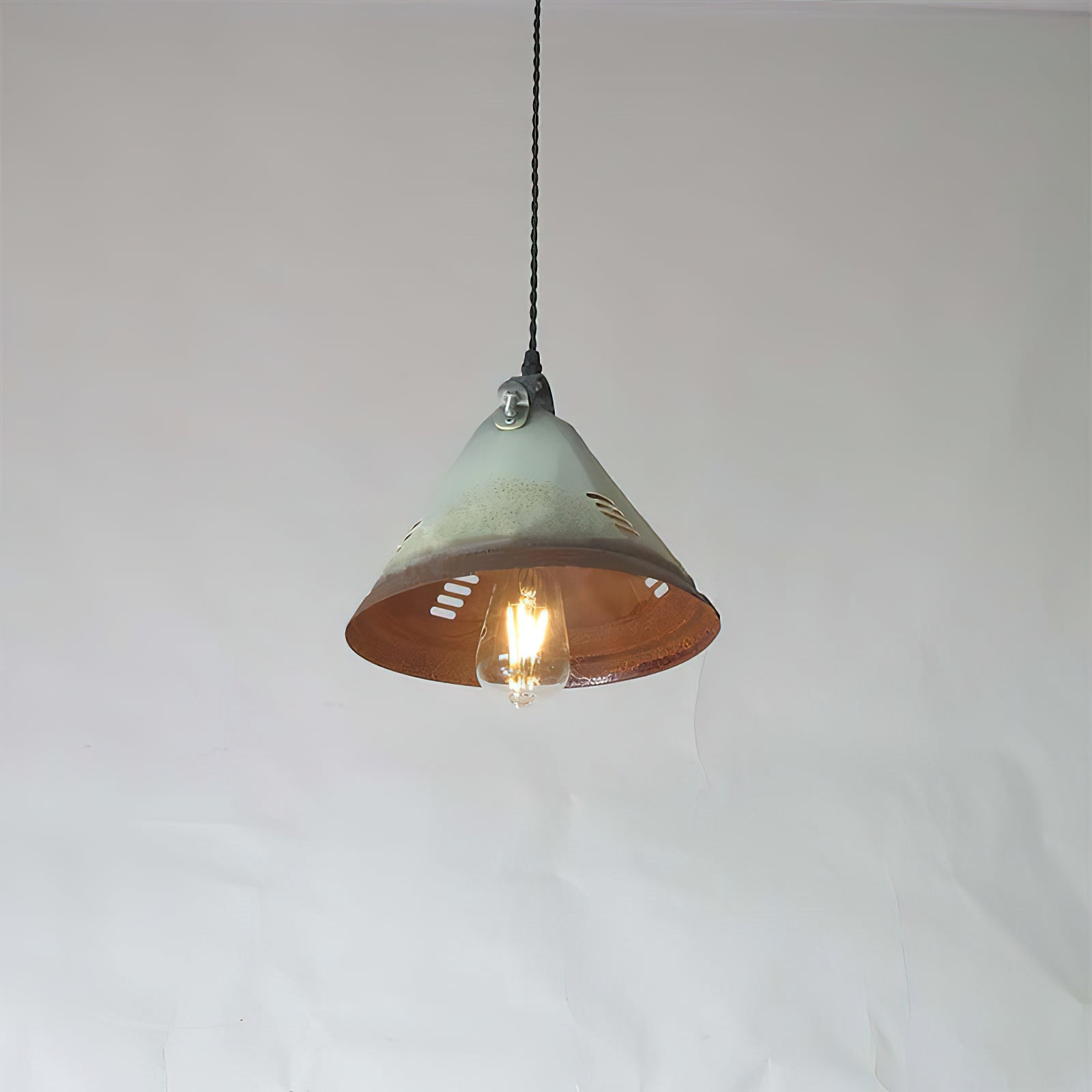Stella Pendant Light T1698