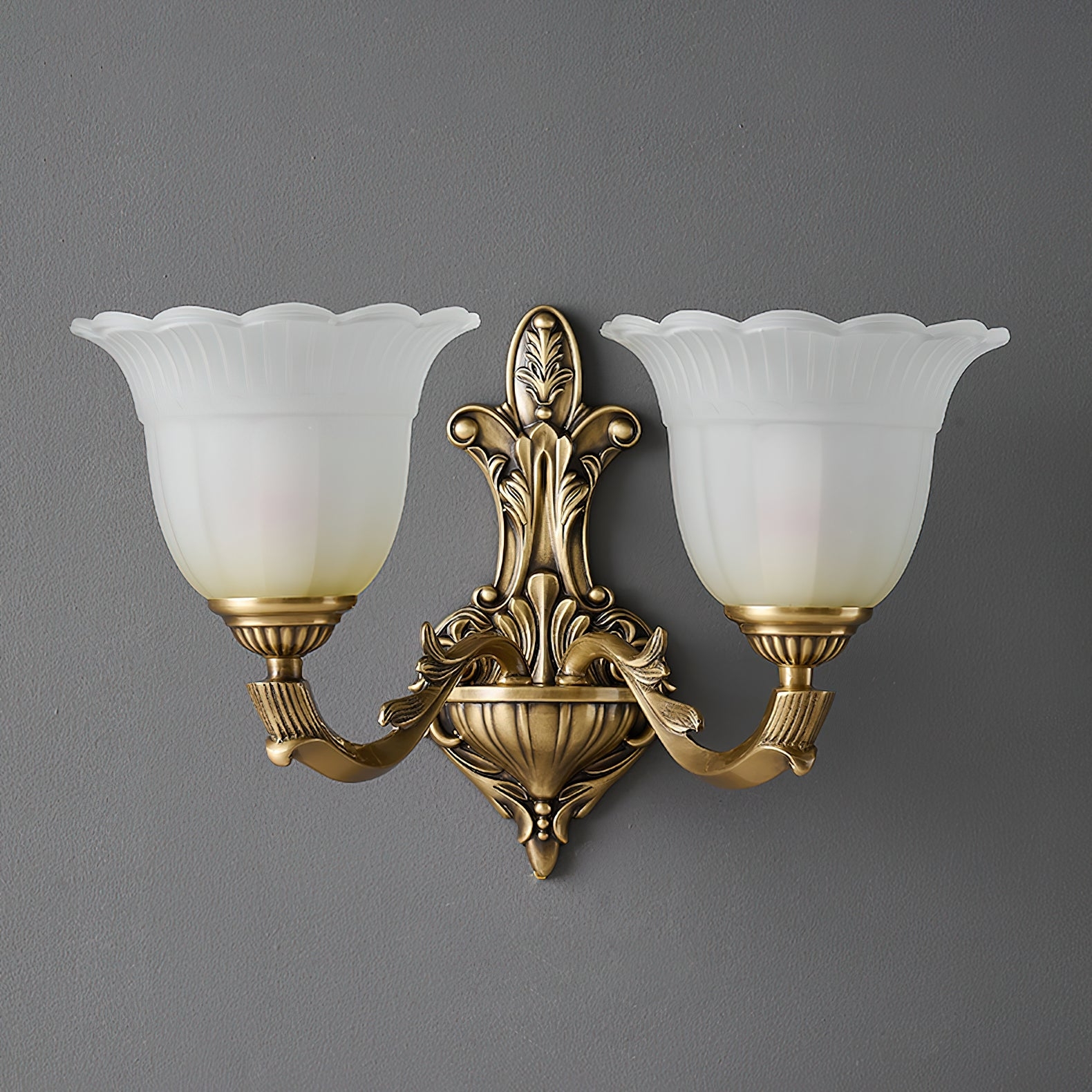 Bloom Flower Brass Sconce T1855