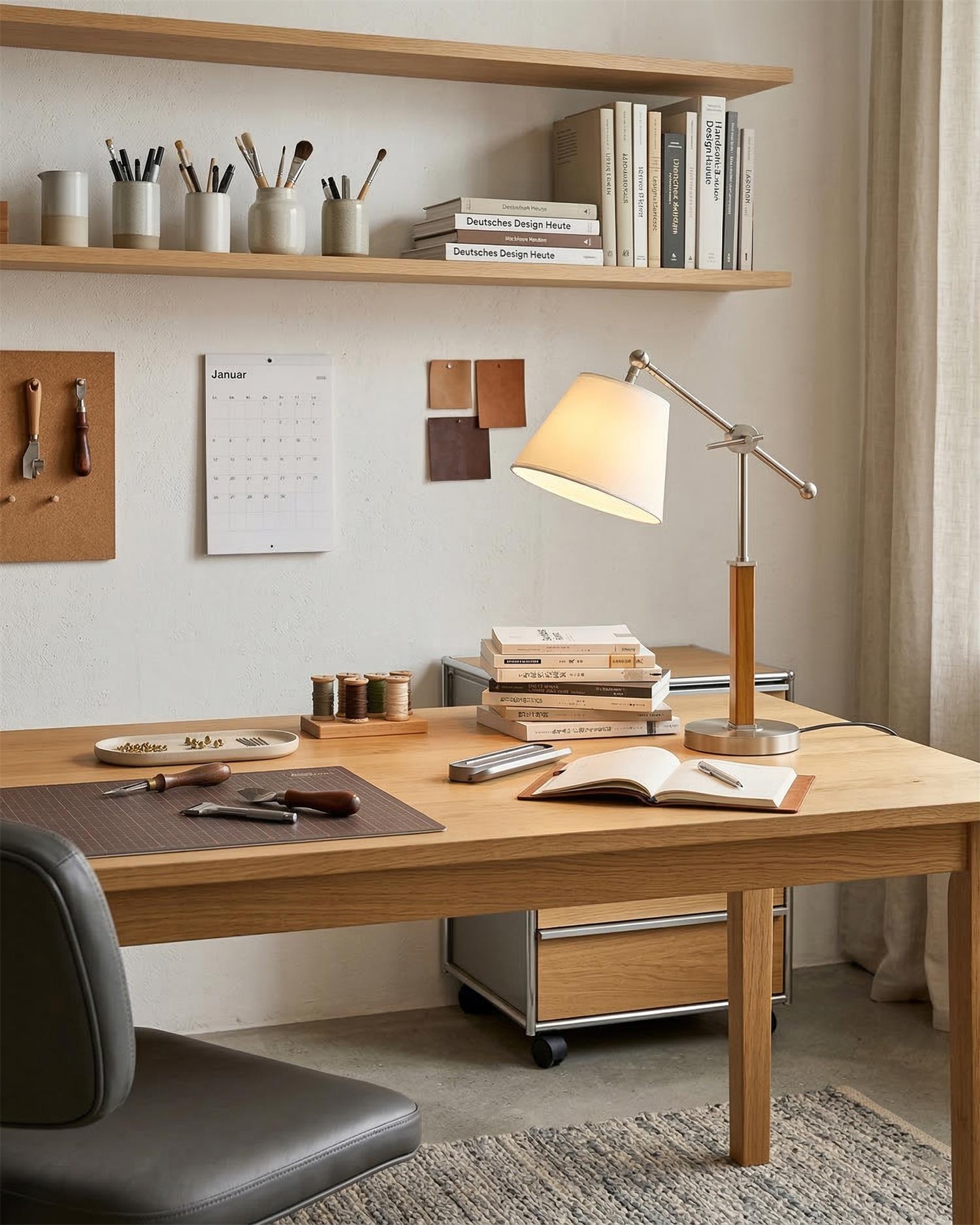 Tavian Table Lamp T1573