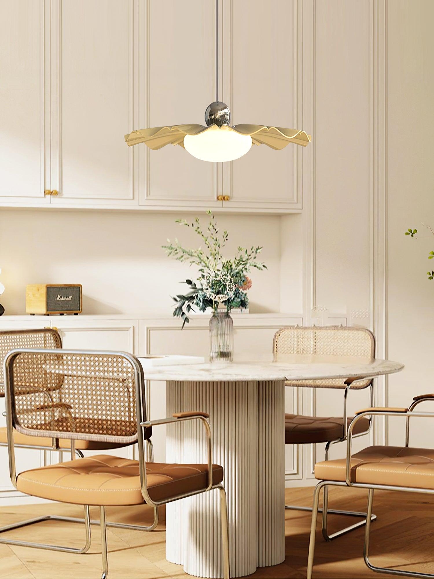 Blooming Flower Pendant Light T1578