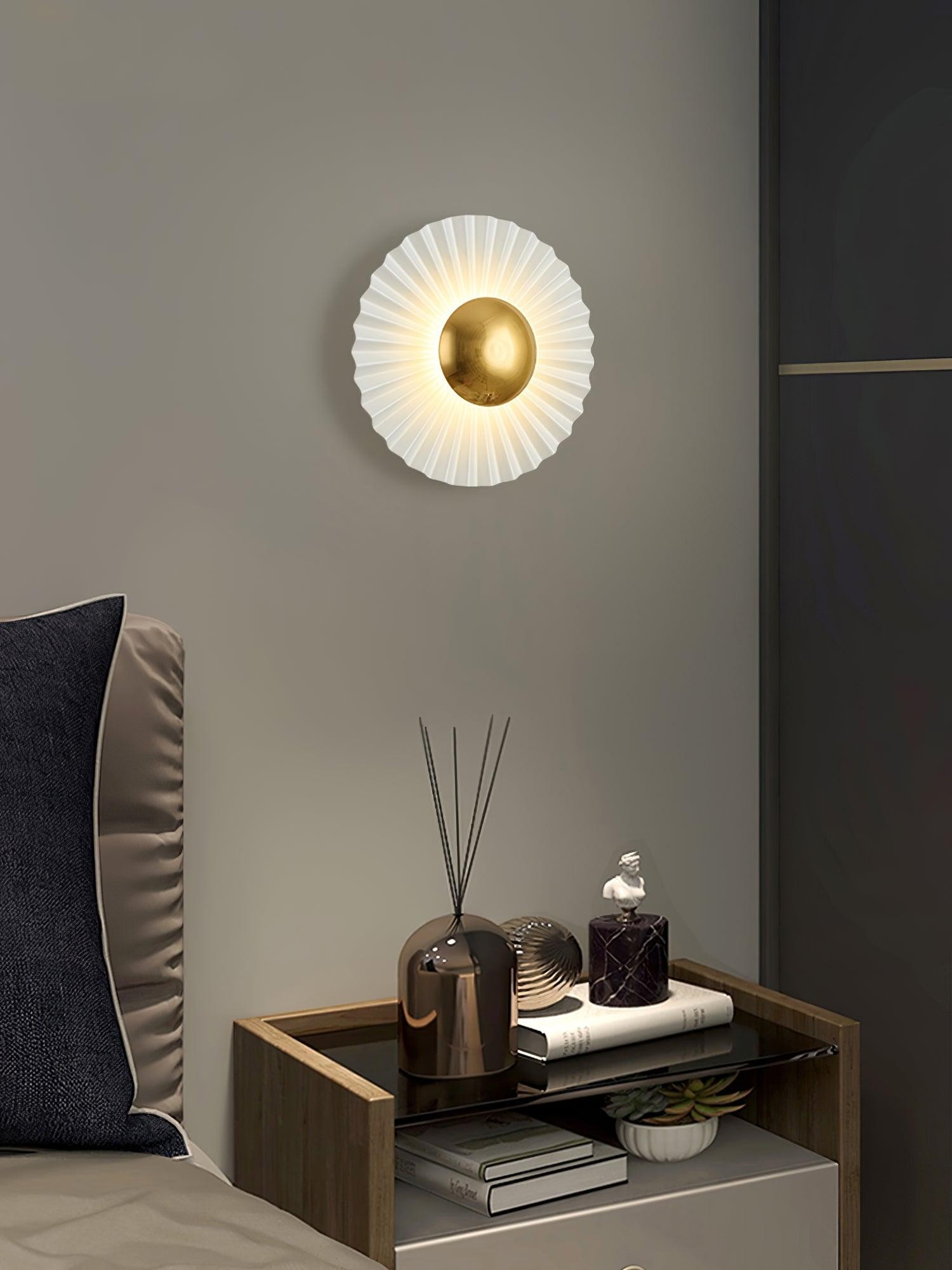 Modern Creative Scallop Wall Lamp M312