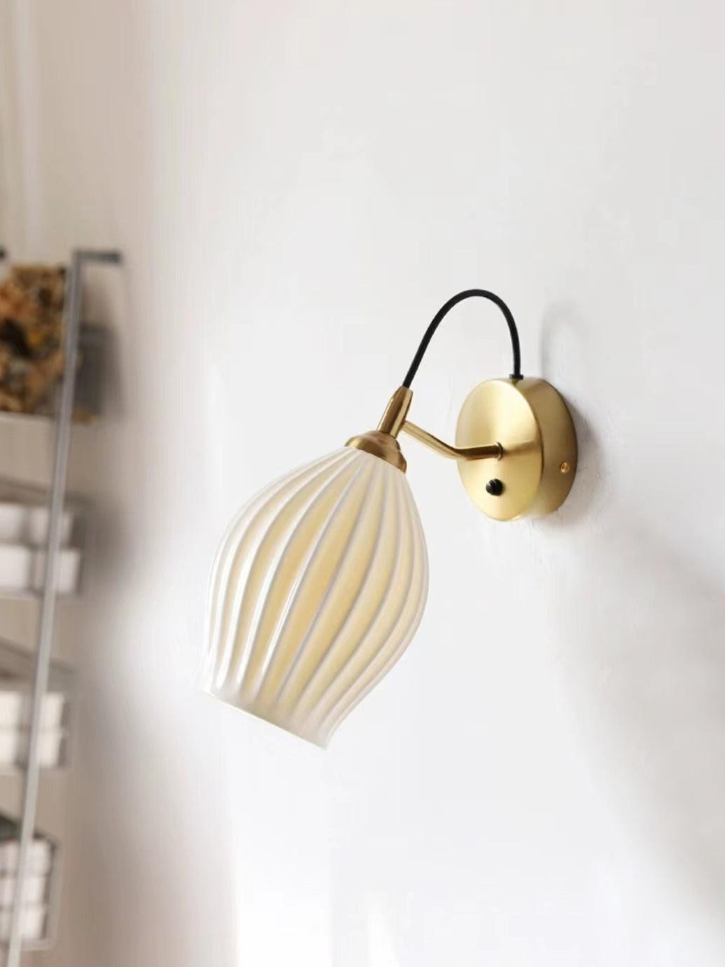 Cream Style Ceramic Ribbed Wall lamp M564