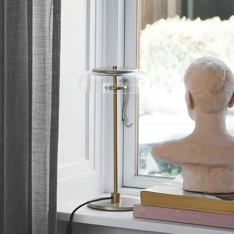 Blossi Table Lamp