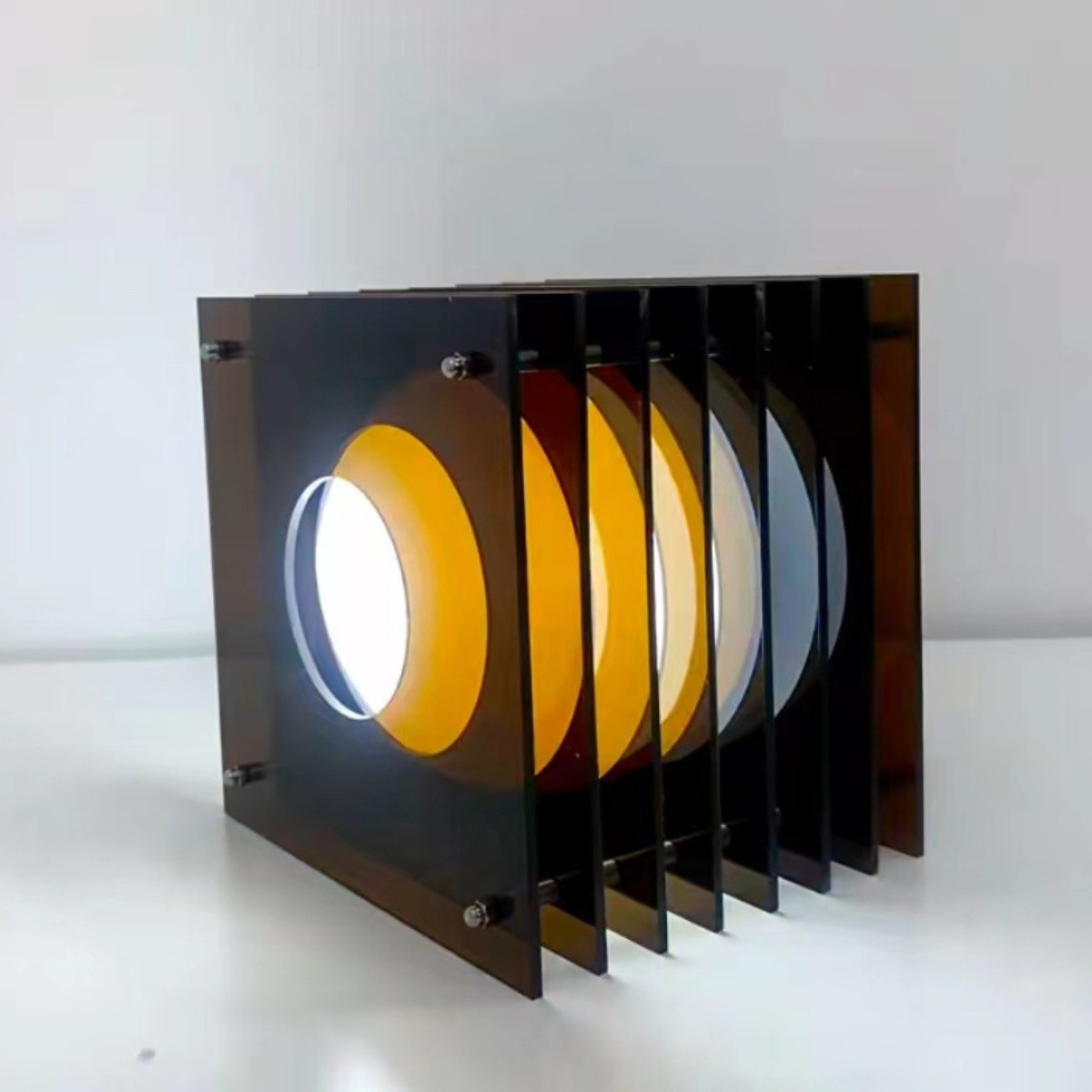Geometric Moon Cube Lamp – Atmospheric luminous sphere S252