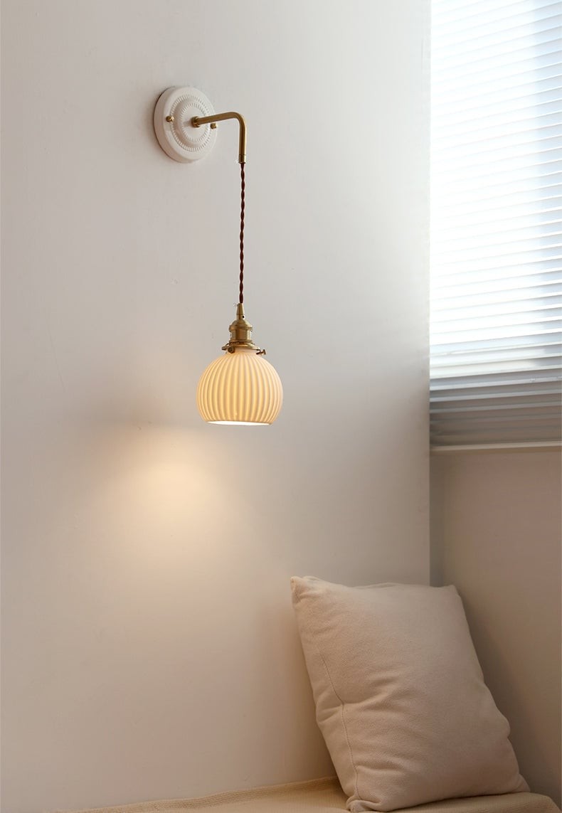 Elegant Ceramic Wall Sconce – Minimalist Modern Lighting for Living Rooms T449