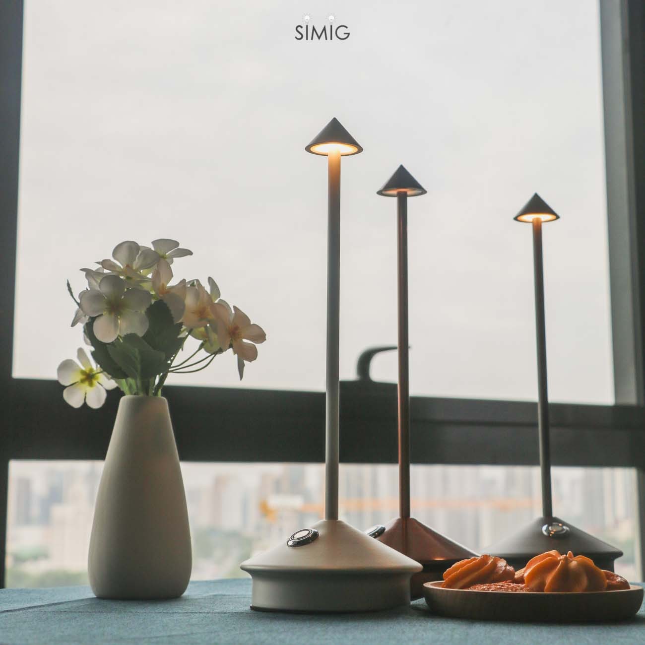 Glimma Rechargeable LED Table Lamp - Modern Portable Lamp for Living Room