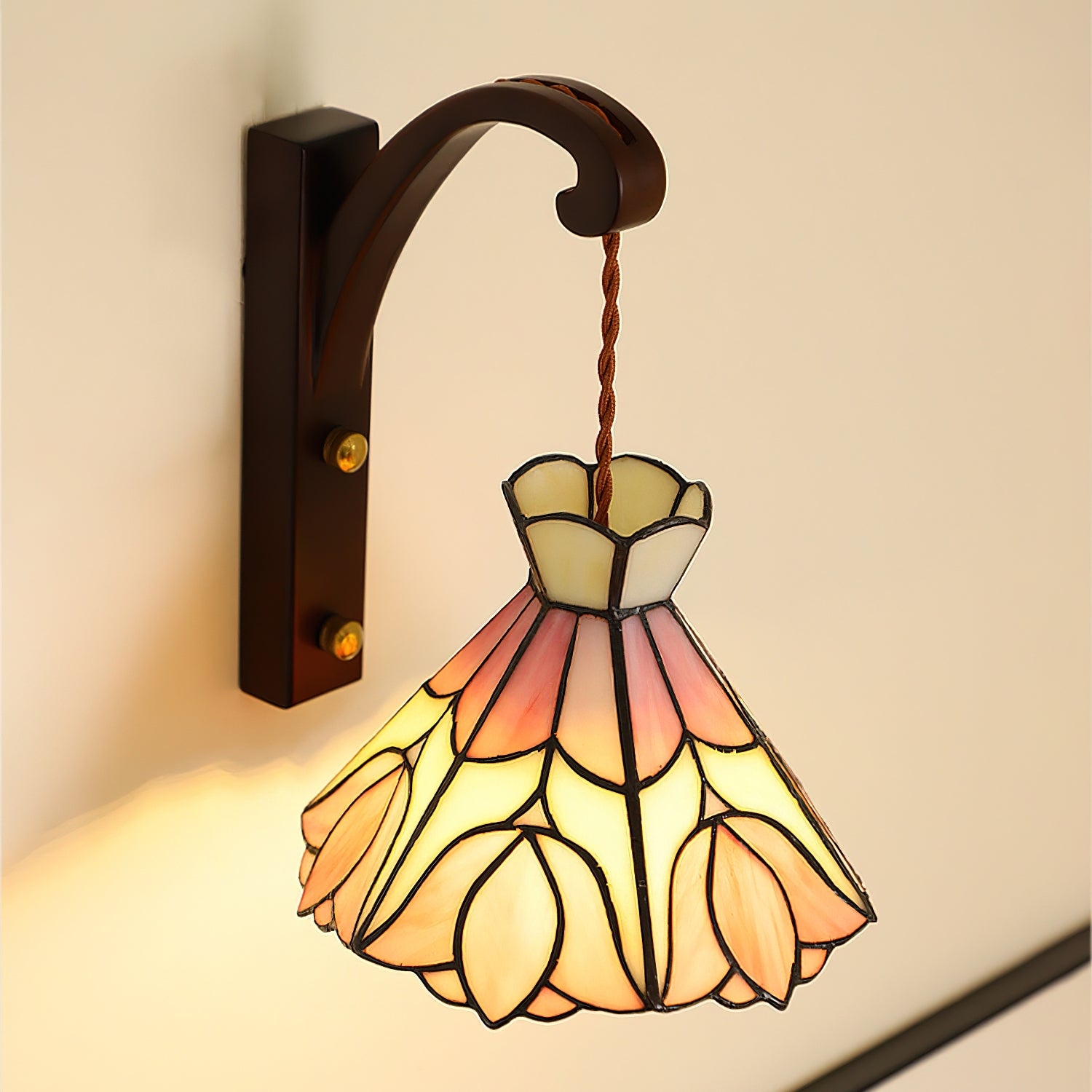 Serena Tiffany Plug In Wall Lamp T1284