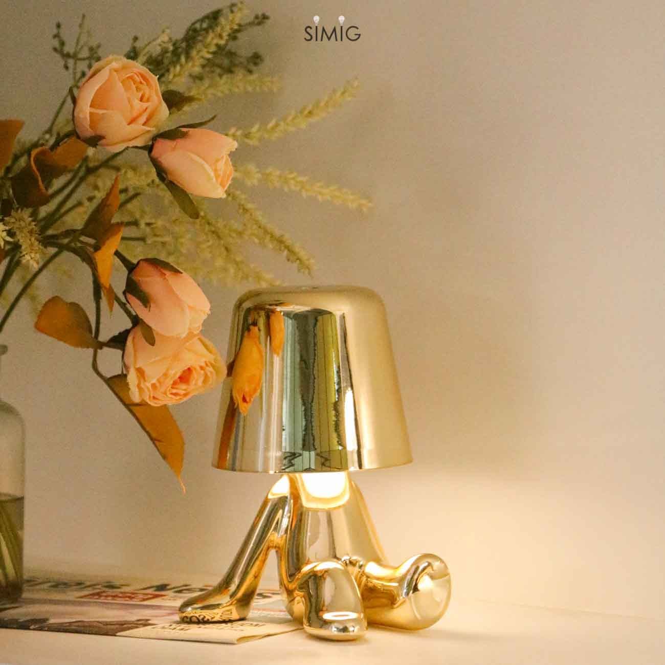 Aurabrova Human Figure Table Lamp - Modern Sculptural Design for Living Room