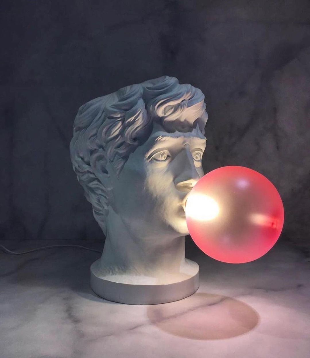 Wonder Artist Fashion Table Lamp M01