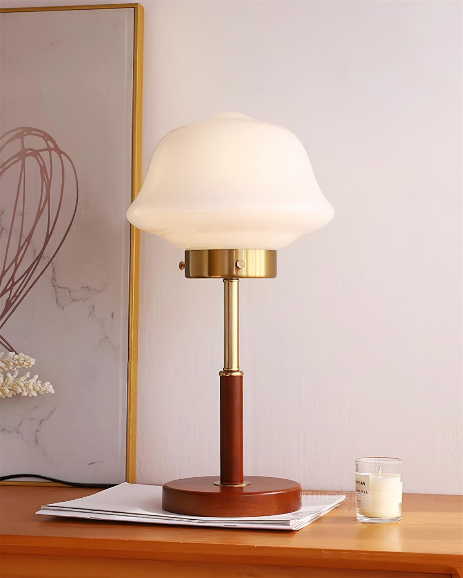 Mid Century Vintage Walnut Glass Table Lamp M292