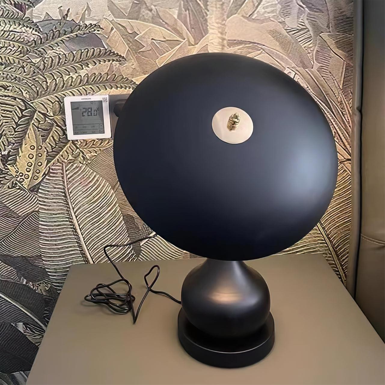 Elegant Curved Table Lamp M302