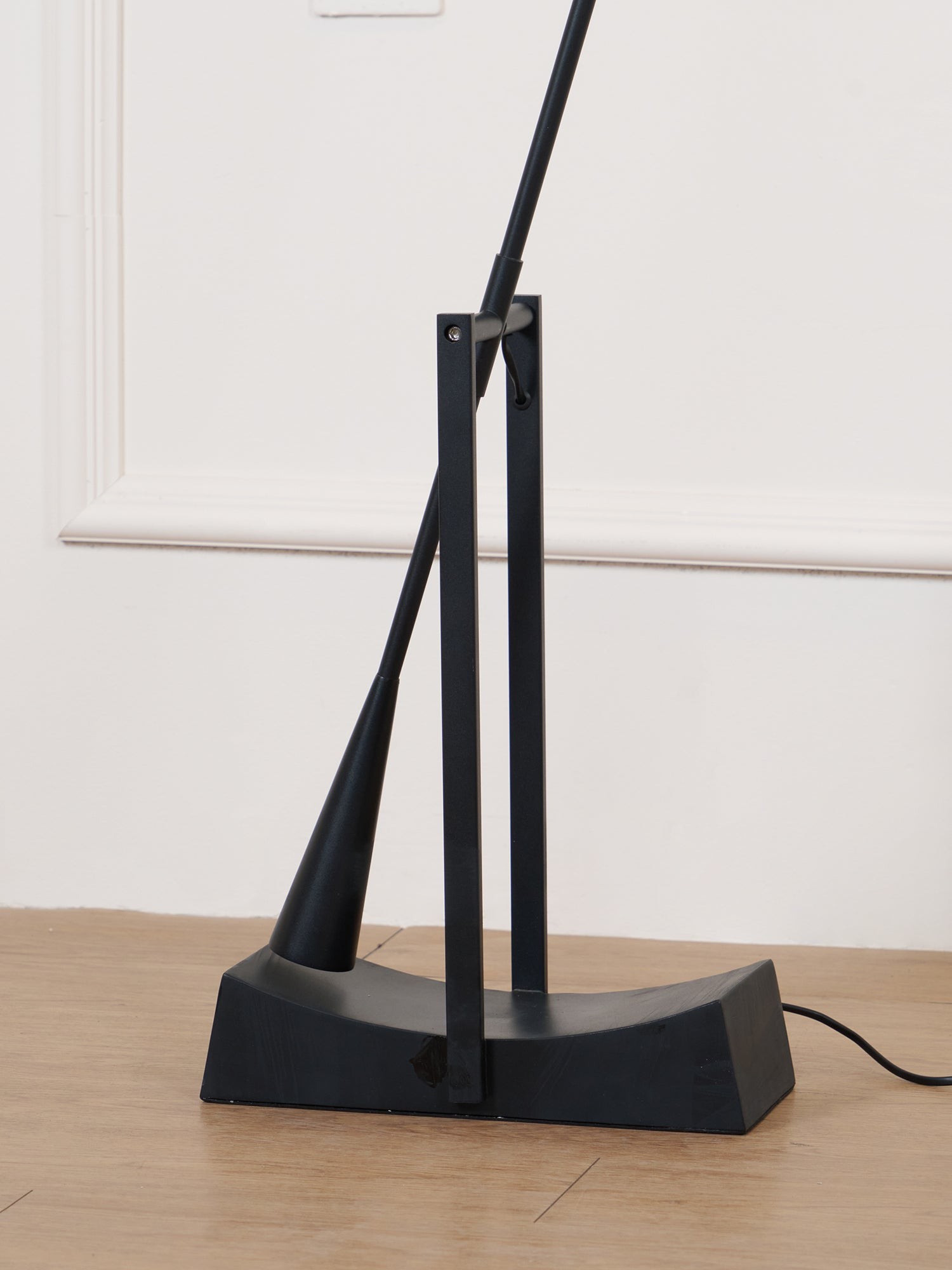 Nordic Creative Inclined Metal Floor Lamp M396