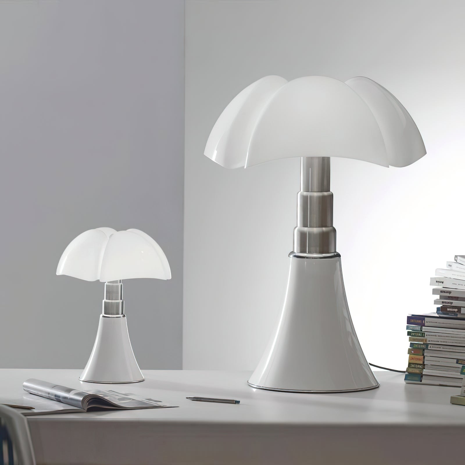 Petalica Table Lamp T1384