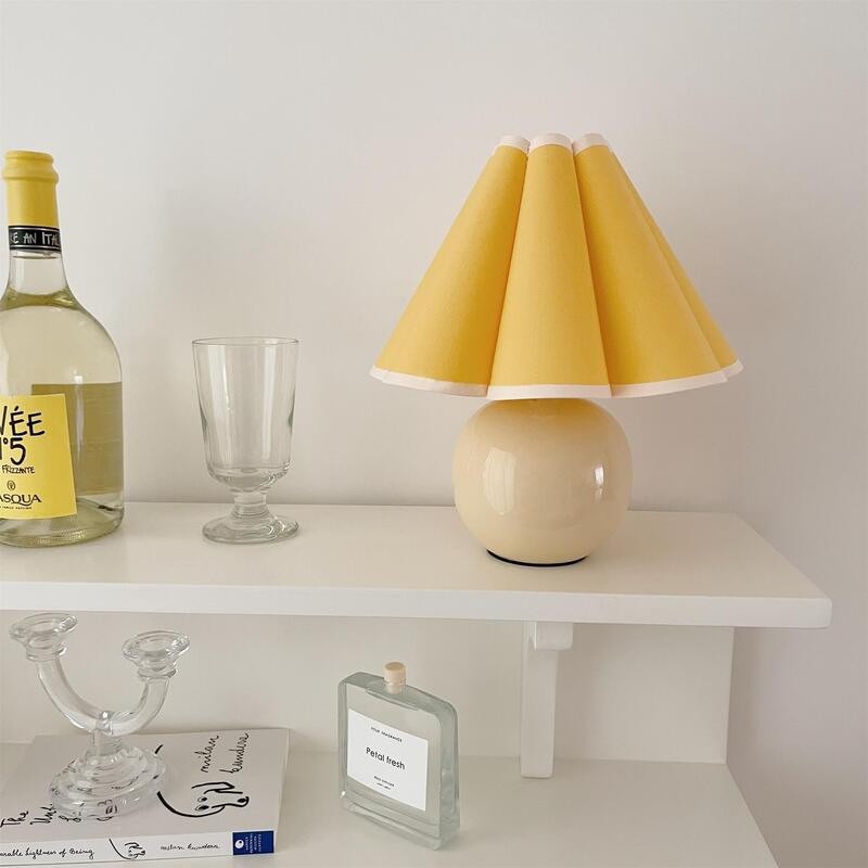 Scandinavian Vintage Table Lamp for Bedroom
